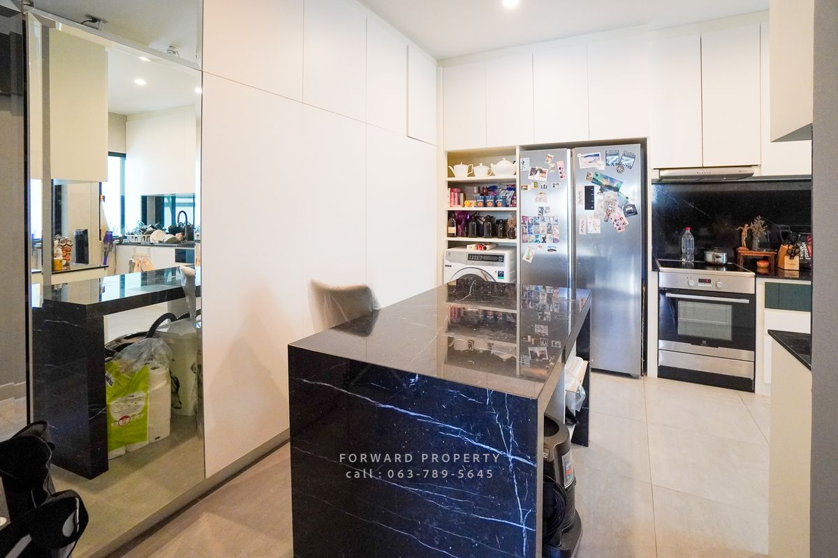 ขายบ้านพระราม 5 ราชพฤกษ์ บางกรวย : ขายบ้านเดี่ยว 3 ชั้นครึ่ง สไตล์โมเดิร์น พร้อมลิฟต์ส่วนตัว ย่านราชพฤกษ์-พระราม5 ราคา 20 ล้านบาท