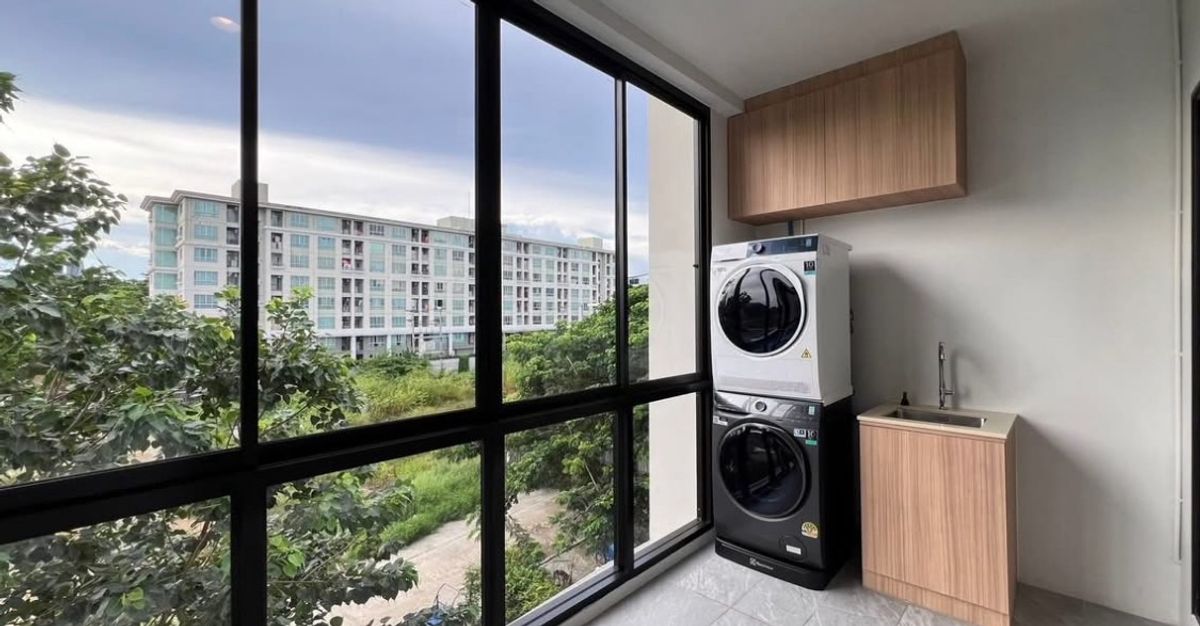 For RentTownhomeRama3 (Riverside),Satupadit : Townhouse for rent 🔥 Demi Sathu 49 🔥 3 bedrooms, 4 bathrooms, fully furnished and equipped with appliances.