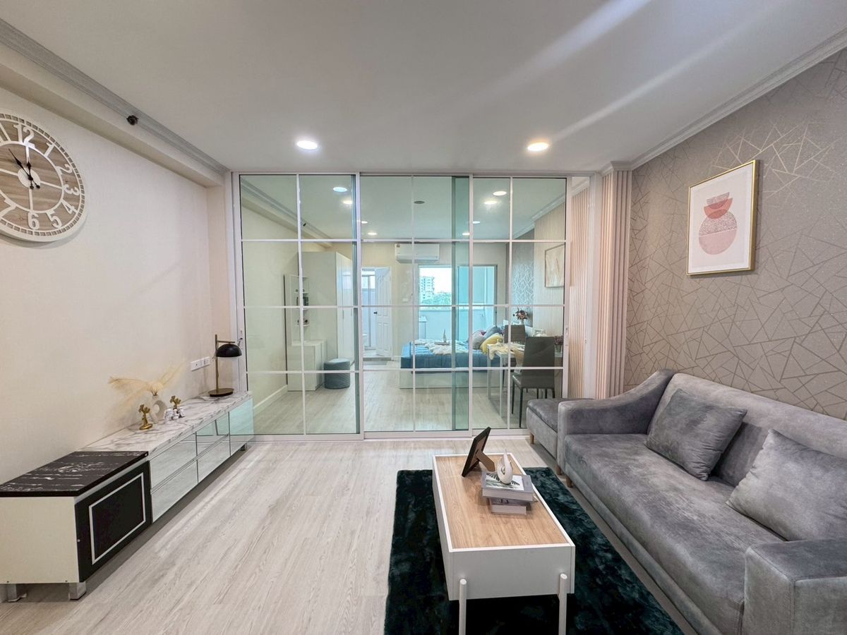 For RentCondoPattanakan, Srinakarin : Condo for rent, Supalai Park, Srinakarin, studio room, ready to move in Next to the Yellow Line ✨