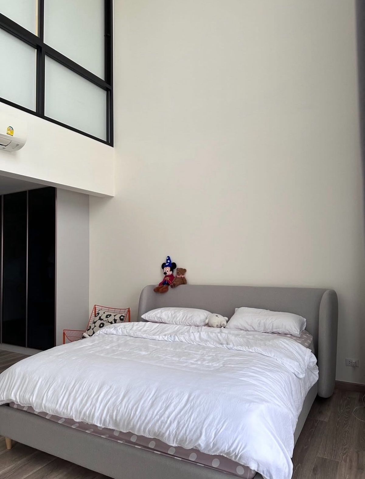 For RentTownhomeRama3 (Riverside),Satupadit : Townhouse for rent 🔥 Demi Sathu 49 🔥 3 bedrooms, 4 bathrooms, fully furnished and equipped with appliances.