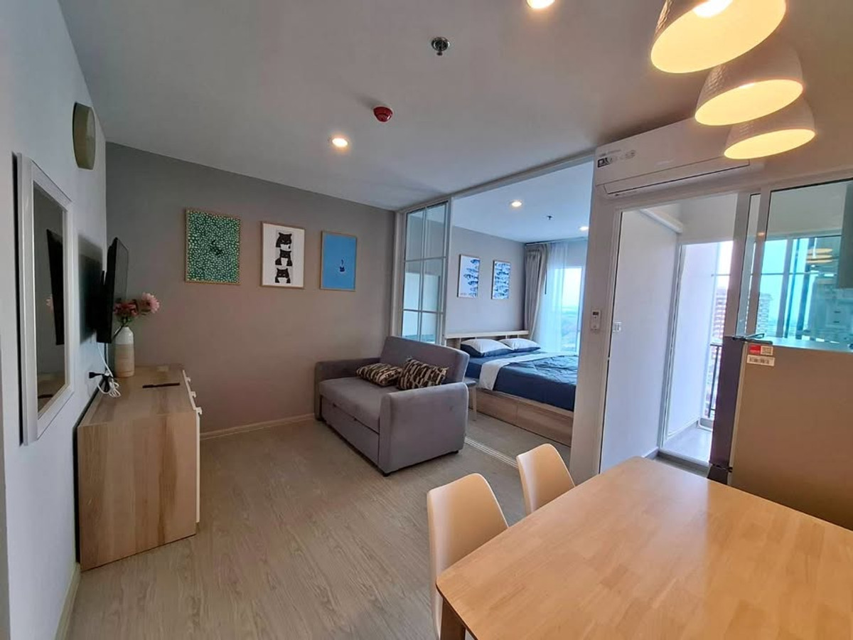 For RentCondoBangna, Bearing, Lasalle : 🔥 For rent Regent Home Bangna (Regent Home Bangna) 🔥 📍 near BTS Bangna 🚆 potential location in Bangna