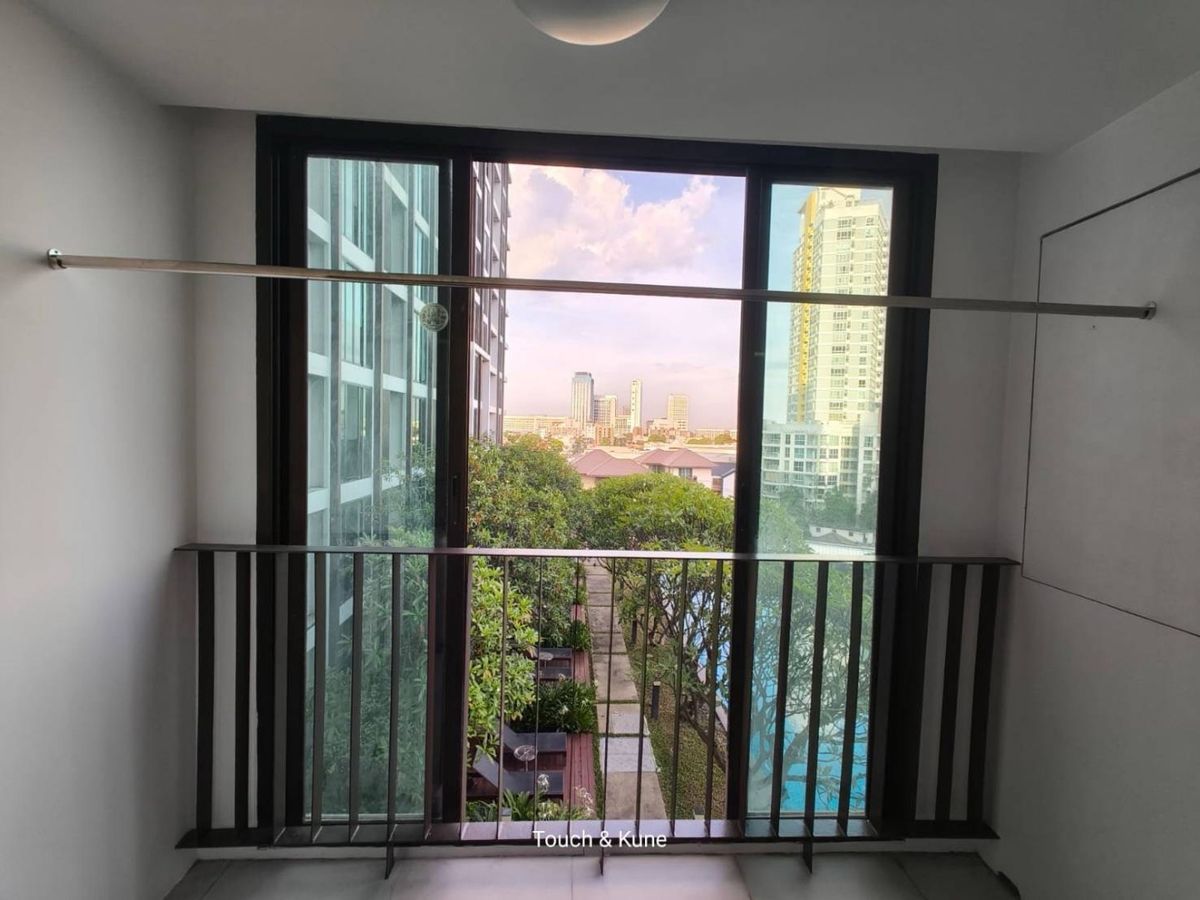 For SaleCondoLadprao, Central Ladprao : Selling room corner room, 2 bedrooms, 4.95 deleted.