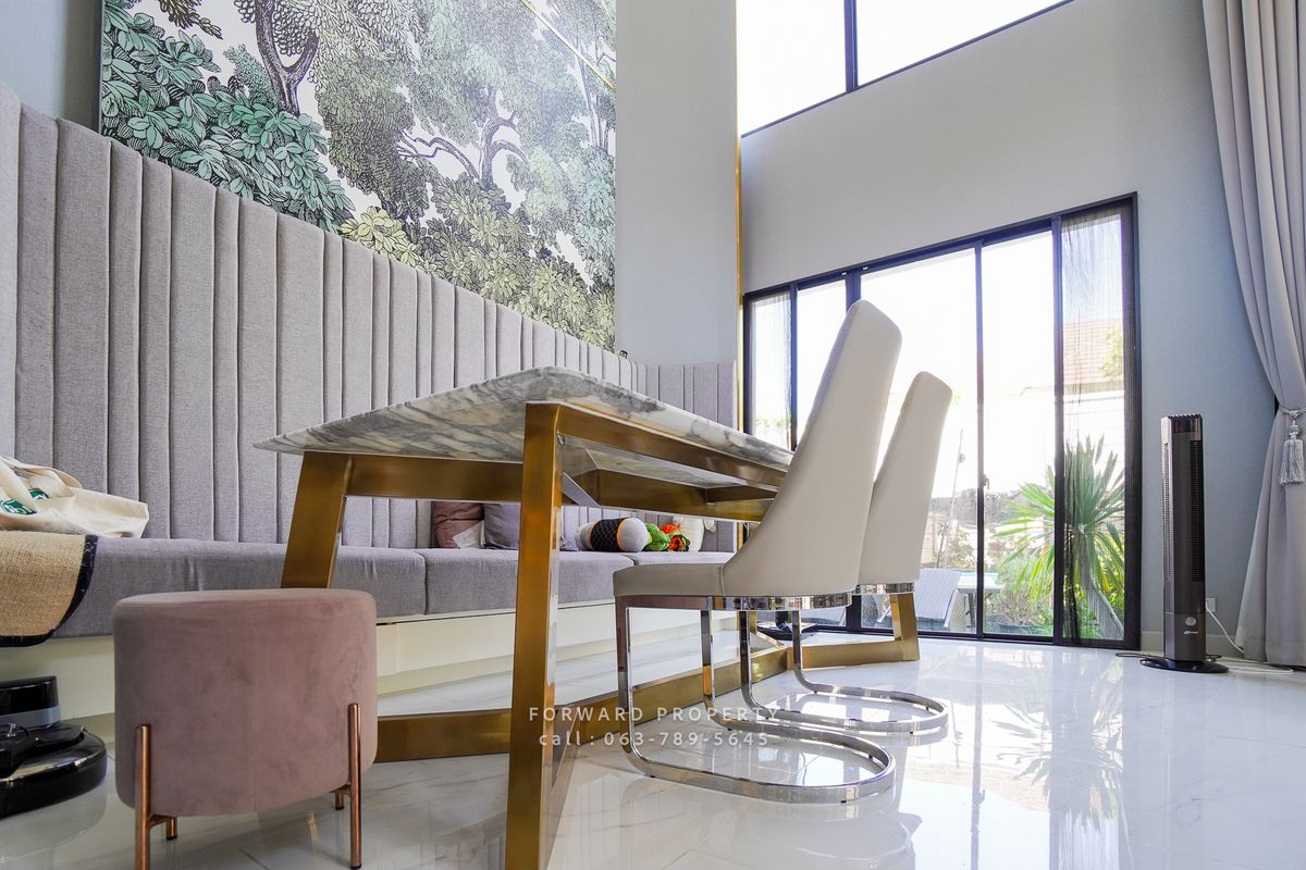 ขายบ้านพระราม 5 ราชพฤกษ์ บางกรวย : ขายบ้านเดี่ยว 3 ชั้นครึ่ง สไตล์โมเดิร์น พร้อมลิฟต์ส่วนตัว ย่านราชพฤกษ์-พระราม5 ราคา 20 ล้านบาท