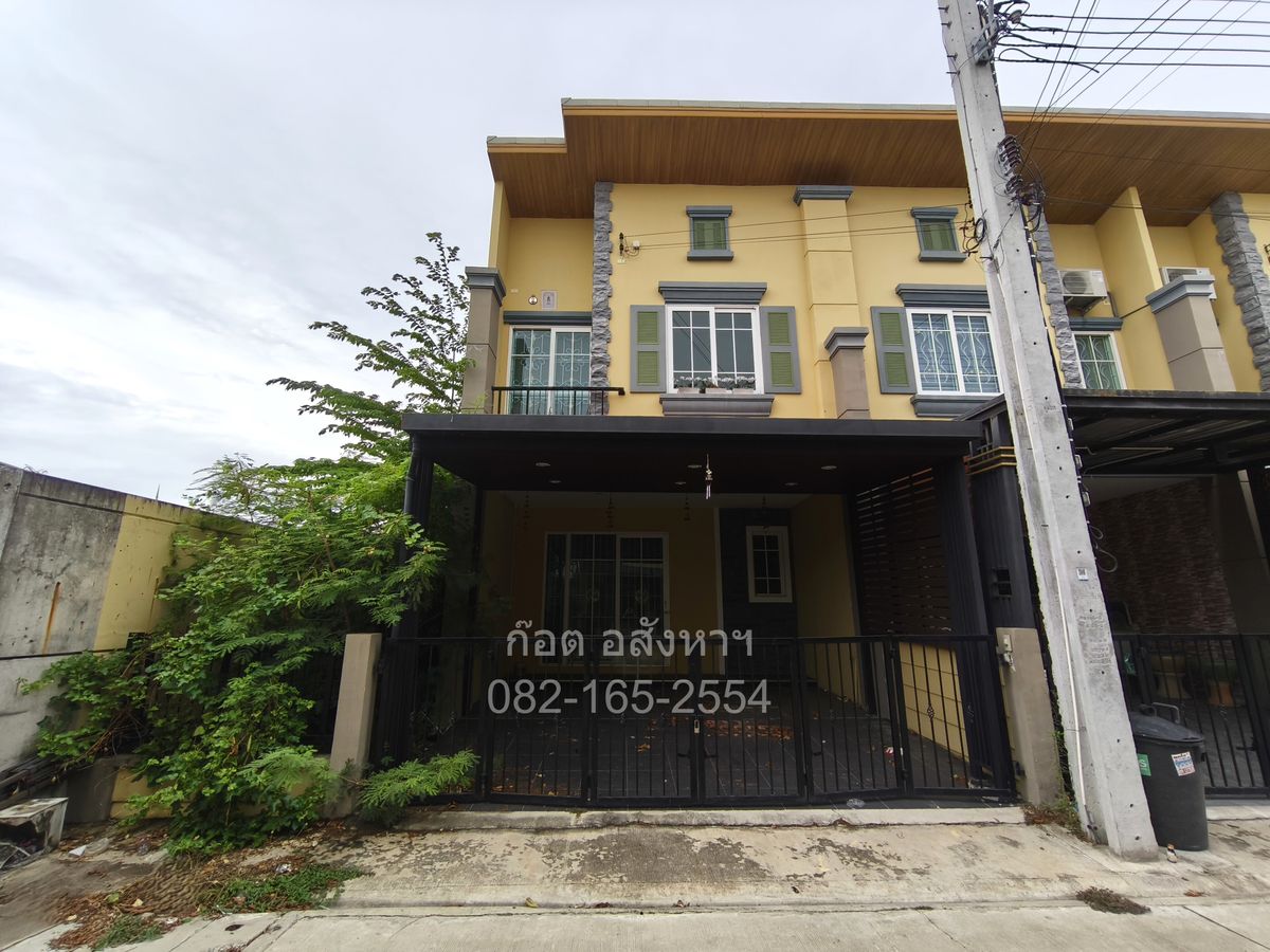ขายทาวน์โฮมพัฒนาการ ศรีนครินทร์ : ขายทาวน์โฮม 2 ชั้น โครงการ โกลเด้น ทาวน์ 2 ศรีนครินทร์-สุขุมวิท  (หลังมุม)