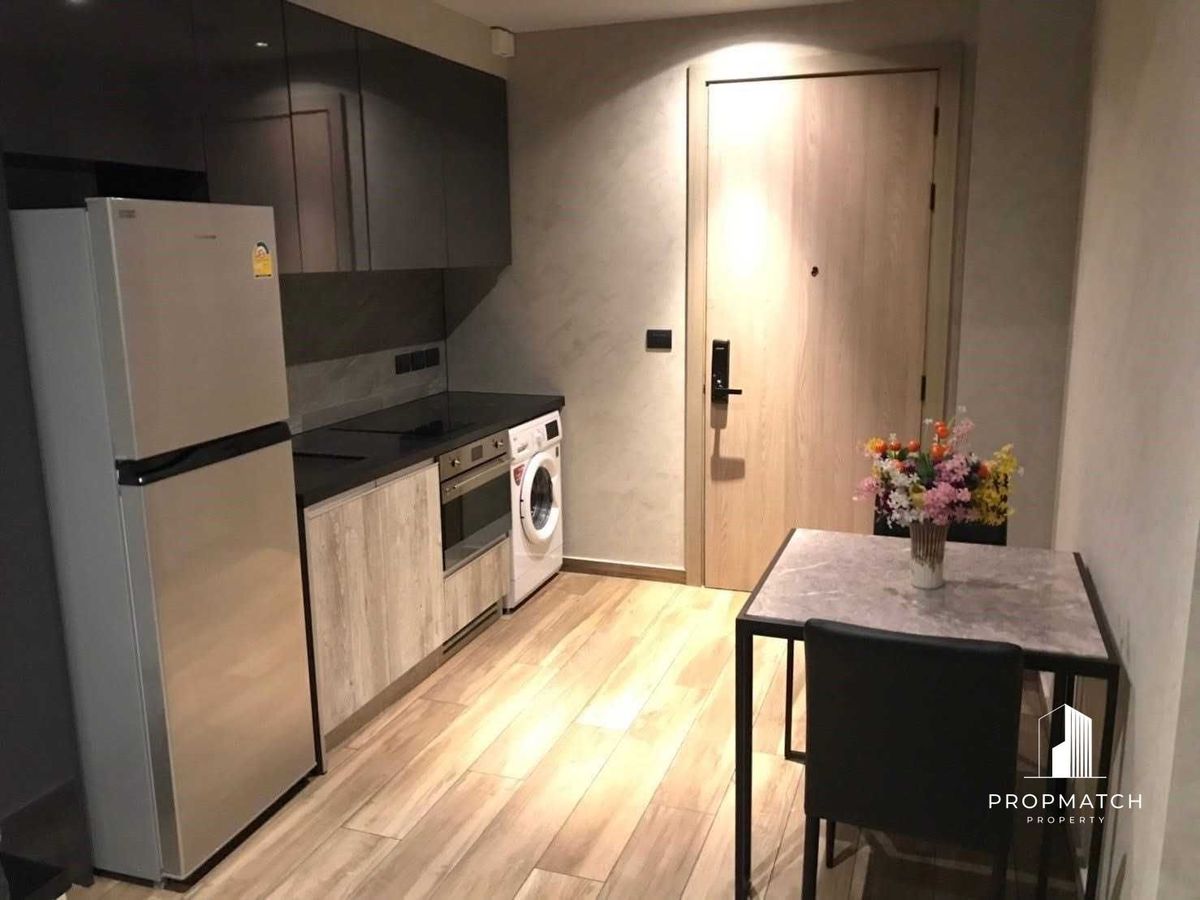 ขายคอนโดสุขุมวิท อโศก ทองหล่อ : Loft-Style Luxury in the Heart of Asoke | 49.17 SQM | 1BR | 8.3M Tel.0984628898