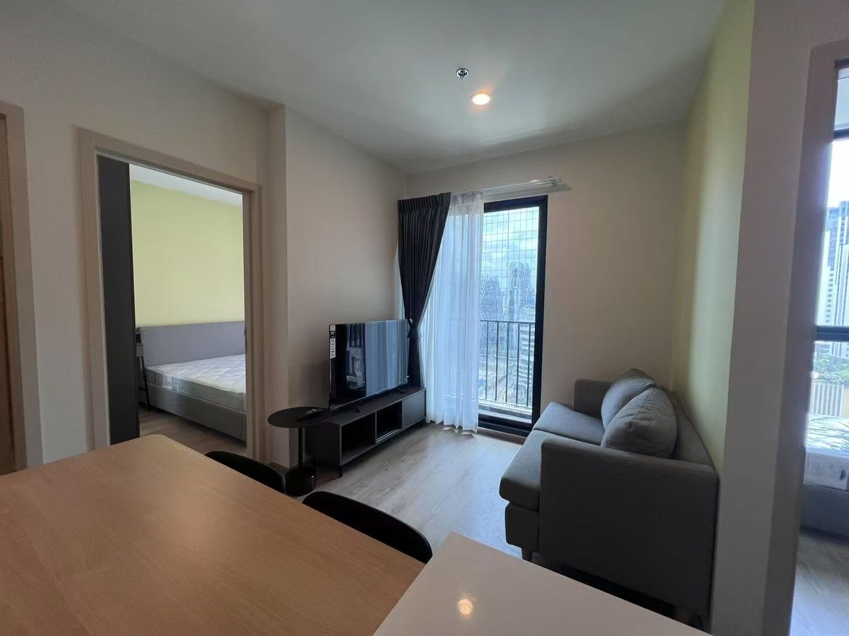 For RentCondoRama9, Petchburi, RCA : Nue District R9 new condo for rent! 35sqm 2bed rooms move-in ready!