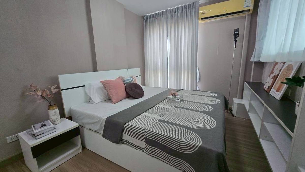 ให้เช่าคอนโดปทุมธานี รังสิต ธรรมศาสตร์ : SK01407 ให้เช่า Zoom Condo 49 Duplex 2 ชั้น เพดานสูง ขนาด 52.34 ตรม. ชั้น 6  เฟอร์ครบ ใกล้ ม.กรุงเทพฯ 