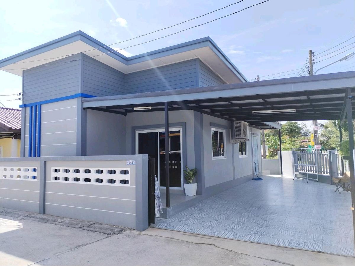 ให้เช่าบ้านพัทยา บางแสน ชลบุรี สัตหีบ : บ้านเดี่ยวหลังมุม​ 2ห้องนอน​ 1ห้องน้ำ​ ใกล้หาดจอมเทียน