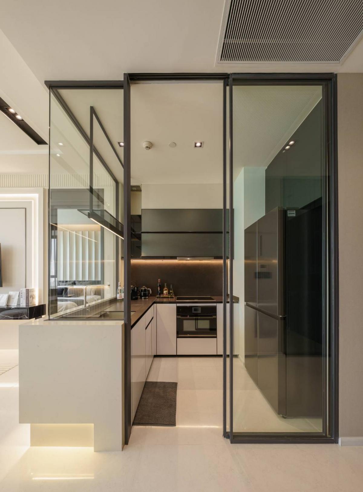 For SaleCondoSukhumvit, Asoke, Thonglor : Luxury 2 Bed Condo at The Bangkok Thonglor – Prime BTS Thong Lo Location!Exclusive Living with Sky Pool & Onsen, Near Top Malls & Hospitals – Only 28.9M THB!