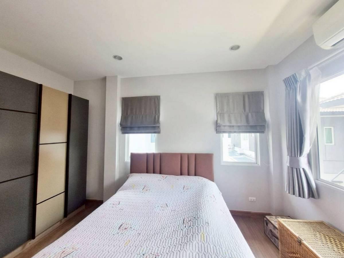 ขายบ้านนวมินทร์ รามอินทรา : 28/02/2026, ให้เช่า บ้านเดี่ยว The Centro วัชรพล 3 ห้องนอน พร้อมอยู่ ใกล้แฟชั่นไอส์แลนด์ เพียง 45,000 บาท/เดือน!