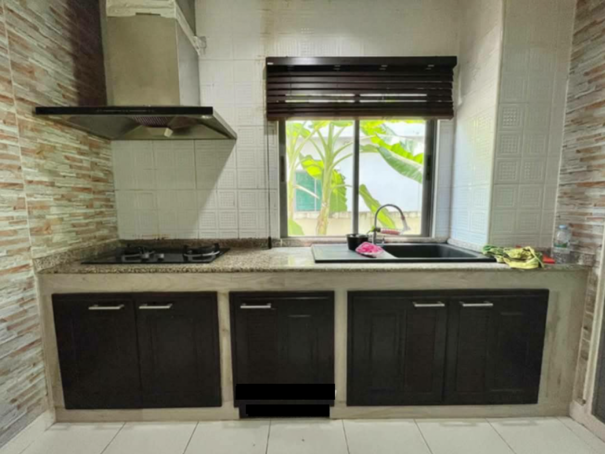 ขายบ้านลาดกระบัง สุวรรณภูมิ : 28/02/2026, บ้านเดี่ยว 3 ห้องนอน Perfect Place Sukhumvit 77-Suvarnabhumi พื้นที่กว้าง 180 ตร.ม. พร้อมที่ดิน 60 ตร.ว. ราคาขาย 6.39 ล้านเท่านั้น!