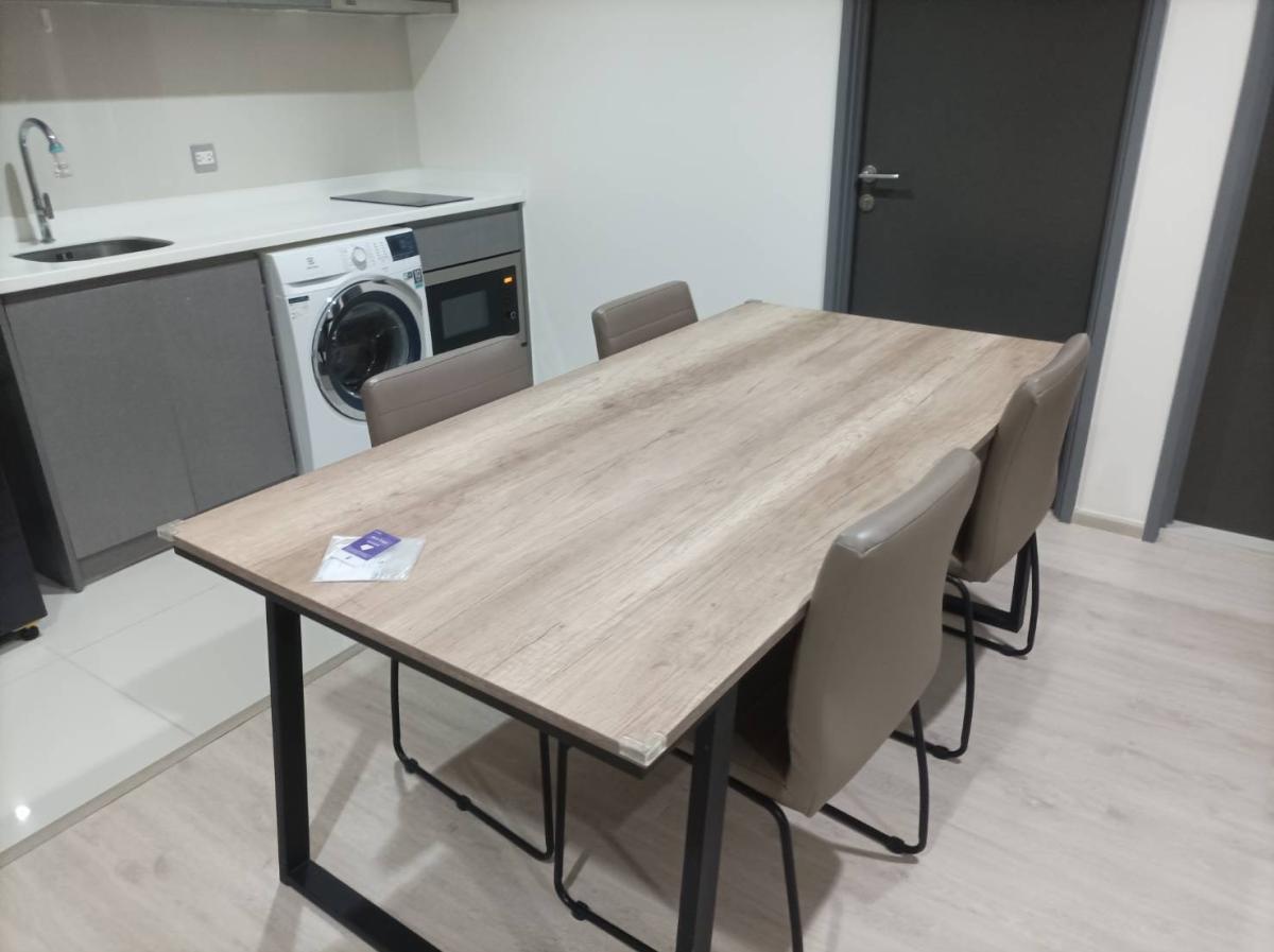 ให้เช่าคอนโดราชเทวี พญาไท : 03/04/2026, คอนโด RHYTHM Rangnam 2 นอน ใกล้ BTS อนุสาวรีย์ชัย 
เช่าเพียง 35,000 บาท/เดือน พร้อมสิ่งอำนวยความสะดวกครบครัน! 0642748883