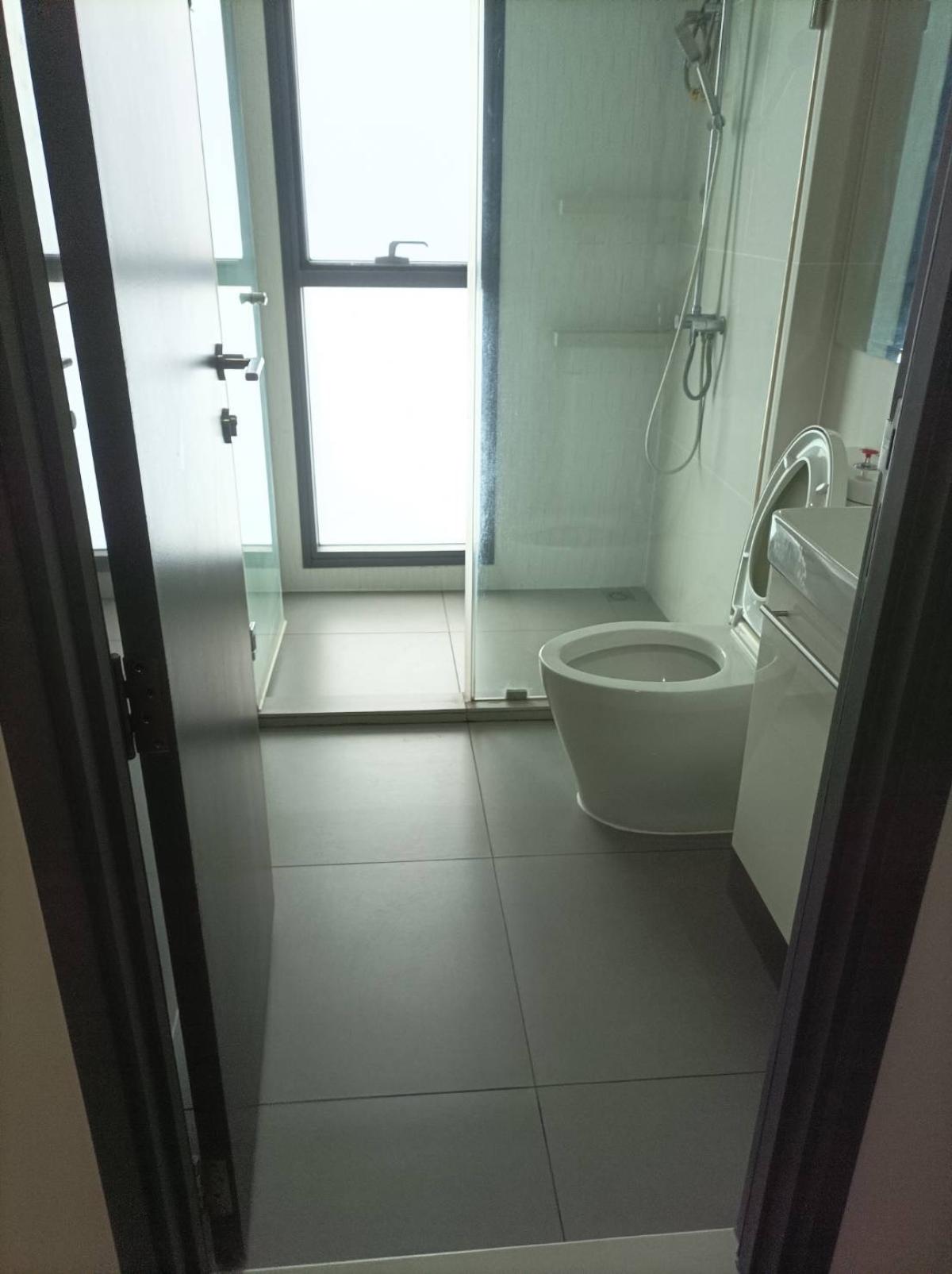 ให้เช่าคอนโดราชเทวี พญาไท : 03/04/2026, คอนโด RHYTHM Rangnam 2 นอน ใกล้ BTS อนุสาวรีย์ชัย 
เช่าเพียง 35,000 บาท/เดือน พร้อมสิ่งอำนวยความสะดวกครบครัน! 0642748883