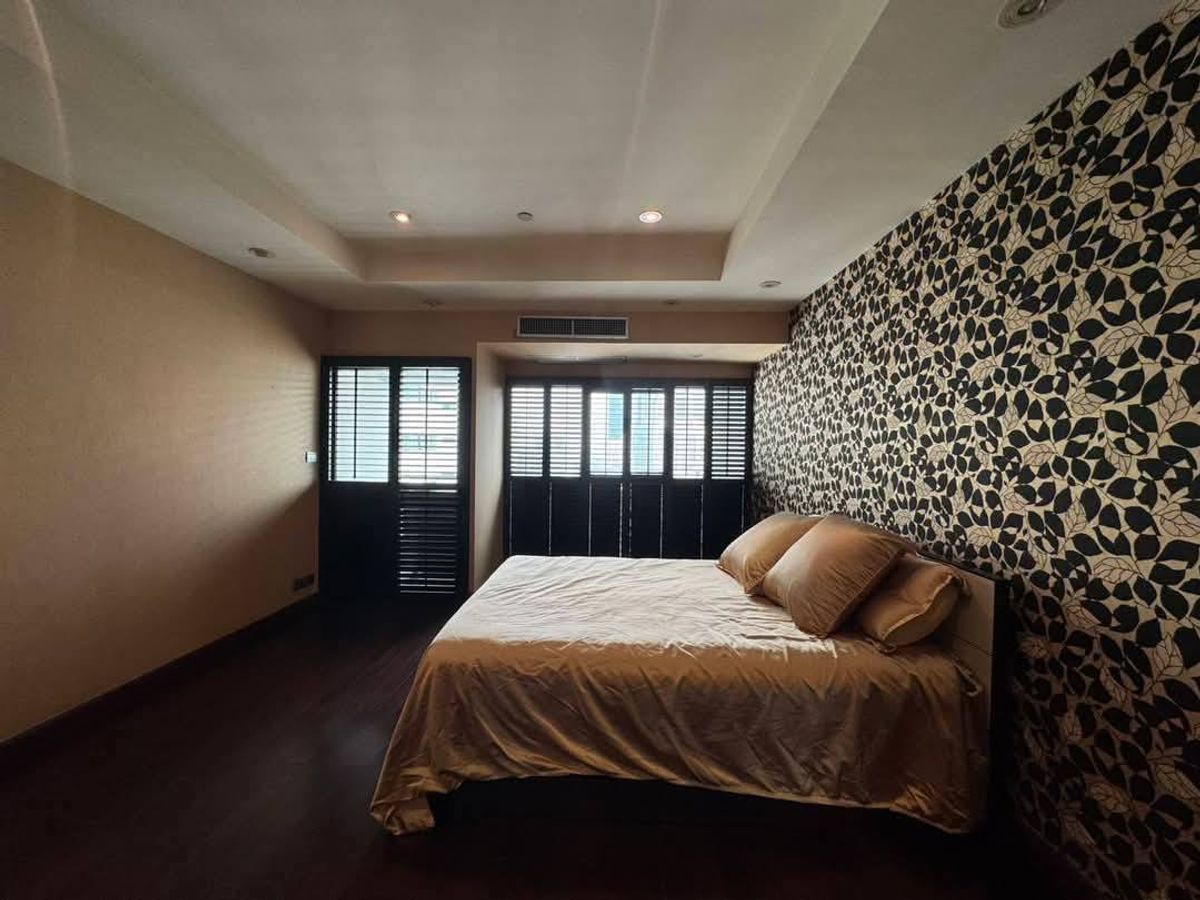 For SaleCondoSathorn, Narathiwat : Urgent sale !! Sathorn Garden Condo
