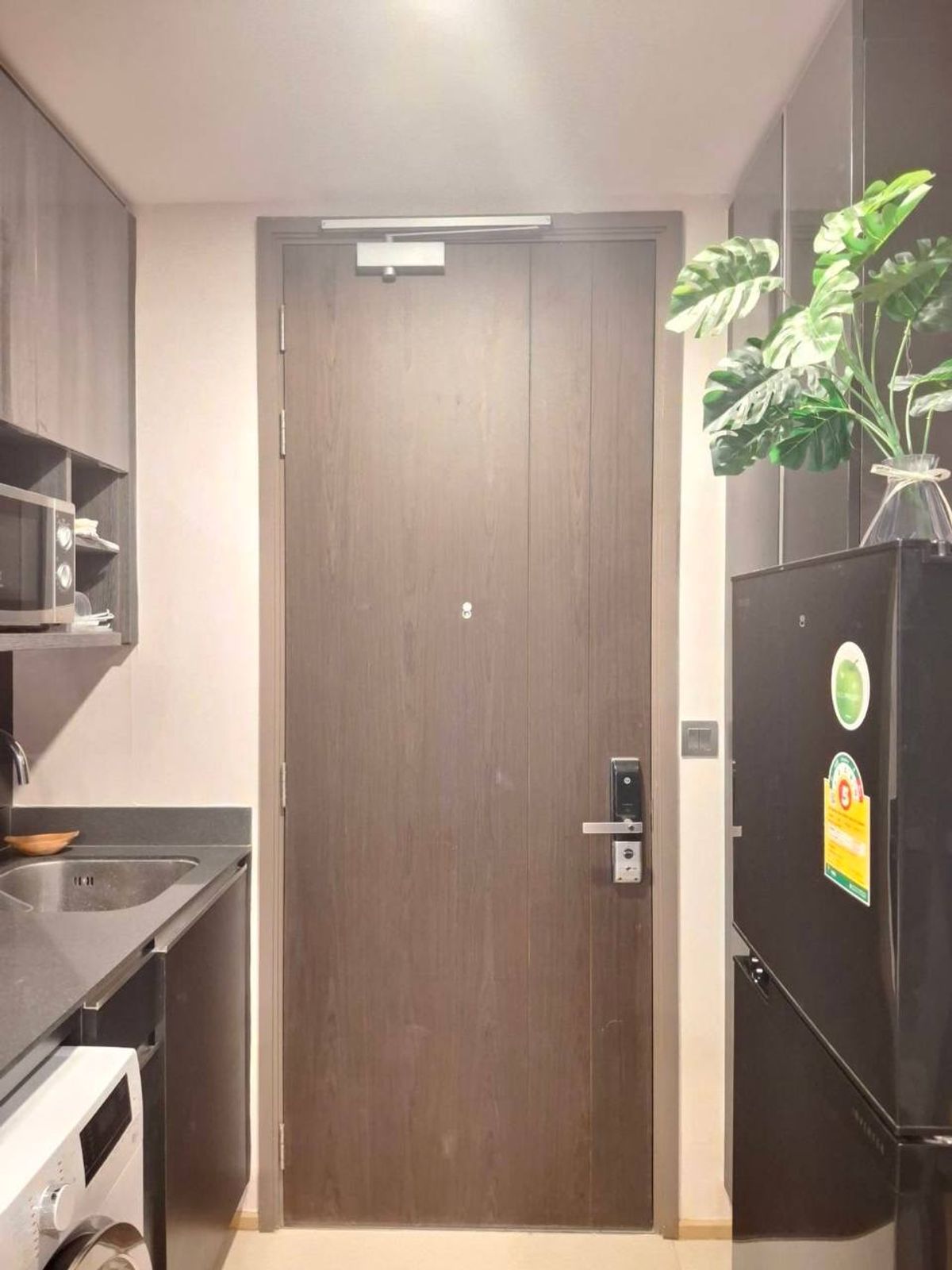 For RentCondoSiam Paragon ,Chulalongkorn,Samyan : Ashton Chula Silom【𝐑𝐄𝐍𝐓】🔥Sleek and sophisticated, with a modern, premium design from every angle🔥  Contact Line ID: @hacondo