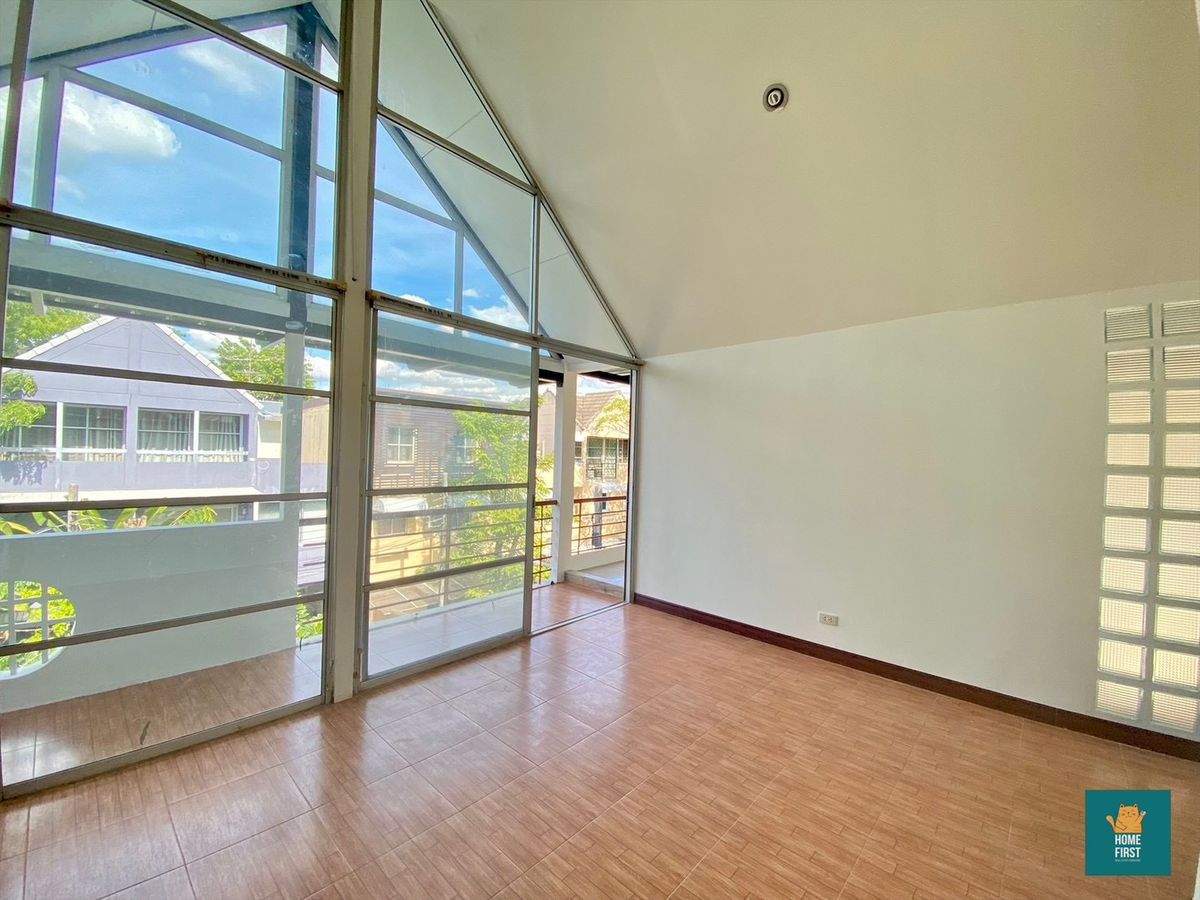 For RentTownhomeChaengwatana, Muangthong : Townhome 3 floors, Muang Thong Thani Project 1, 2 bedrooms, 3 water, 25 sq.w. 20,000 baht