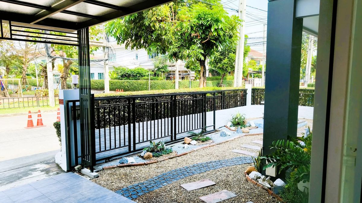 ขายบ้านนวมินทร์ รามอินทรา : ไลฟ์ บางกอก บลูเลอวาร์ด รามอินทรา 23 / 4 ห้องนอน (ขาย), Life Bangkok Boulevard Ramintra 23 / 4 Bedrooms (FOR SALE) TAN840