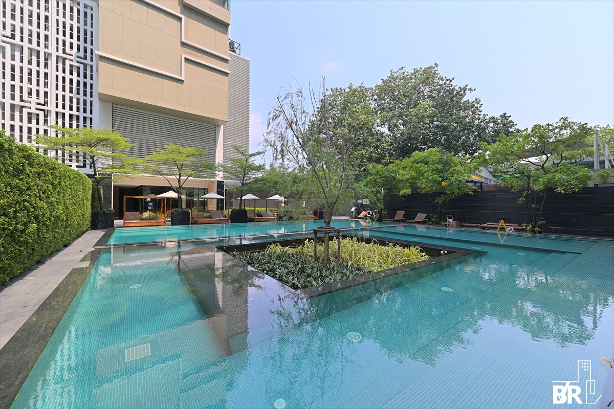 ขายคอนโดสุขุมวิท อโศก ทองหล่อ : The Emporio Place by Jubjib