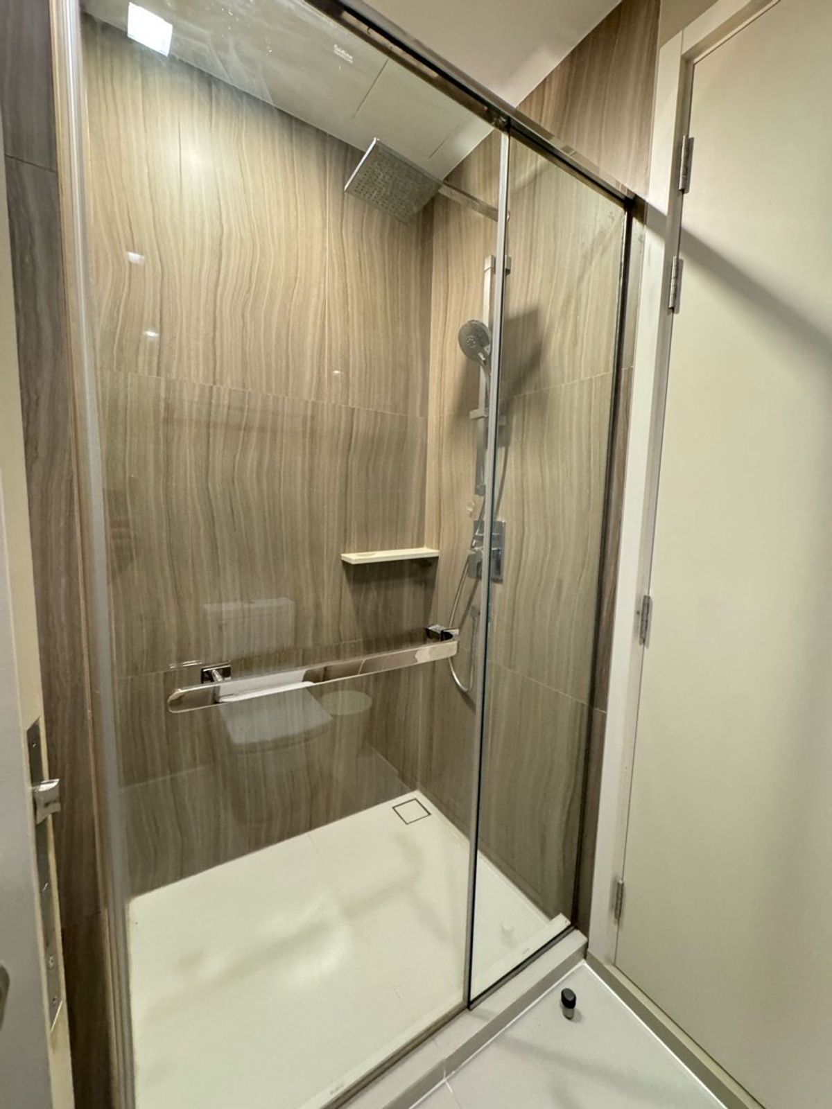 ให้เช่าคอนโดสะพานควาย จตุจักร : 📲LineID: @AgentCondo (With@ Ahead)🔥 The Line Phahol Padiphat🔥ห้องสวยมากกก🔥