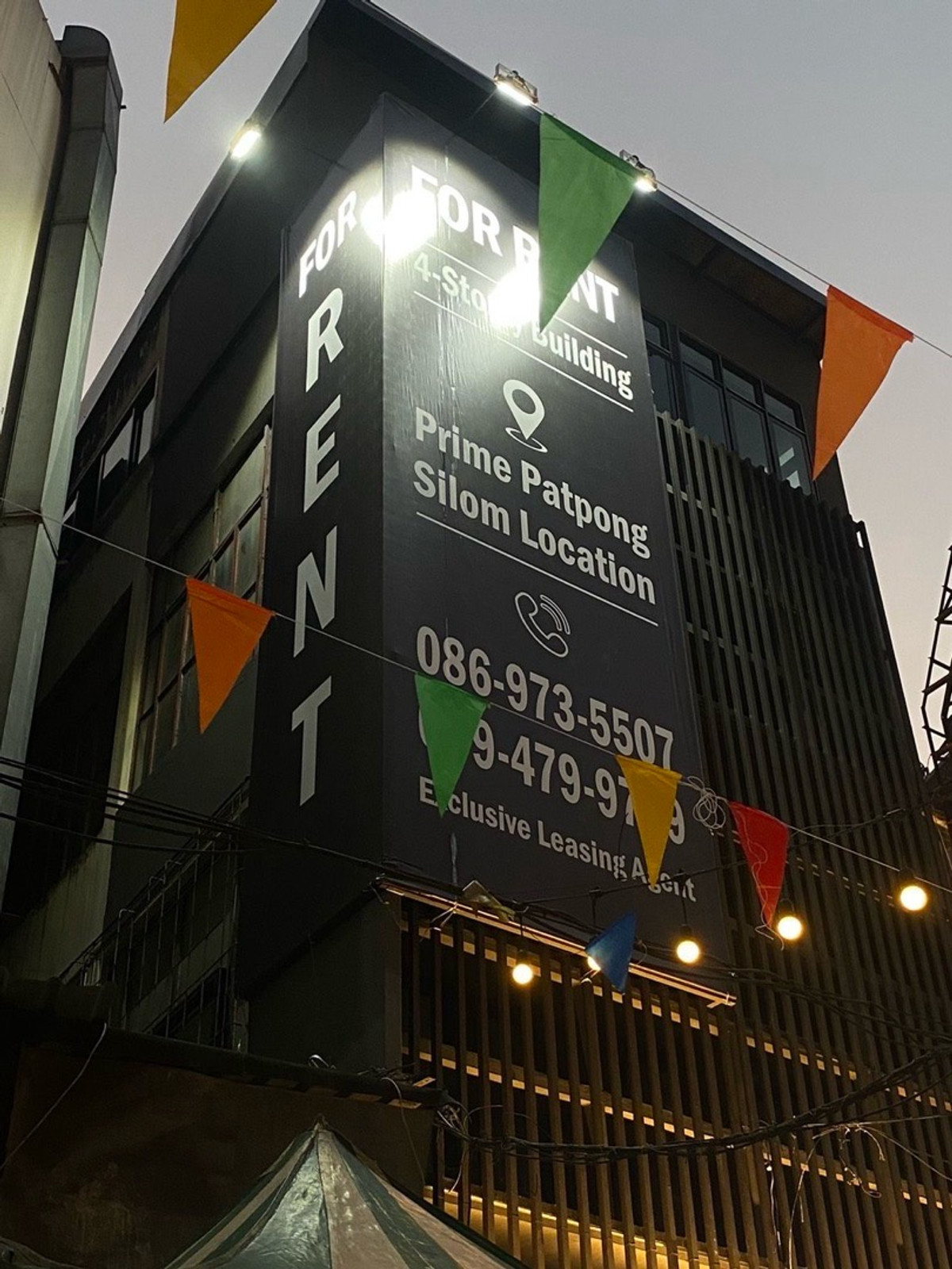 ให้เช่าอาคารพาณิชย์สีลม ศาลาแดง บางรัก : ให้เช่าอาคารพาณิชย์4ชั้น ทำเลทอง – ติดถนนพัฒน์พงศ์ ใกล้สีลม