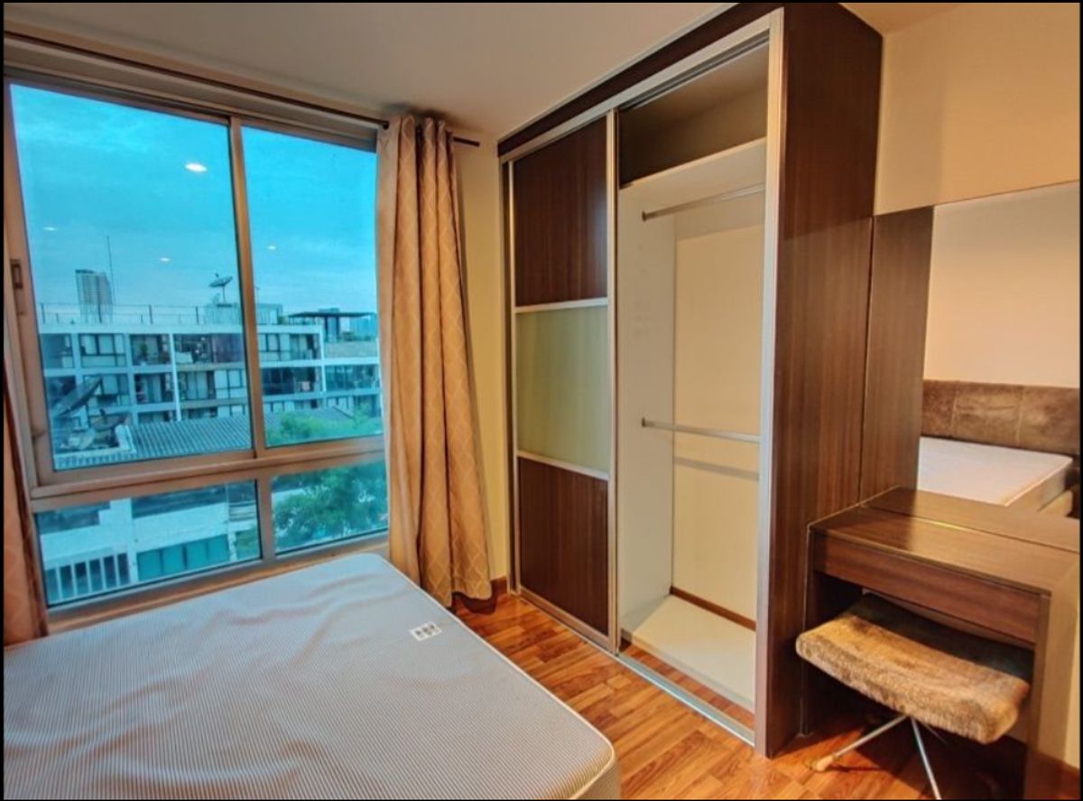 For SaleCondoSapankwai,Jatujak : Condo for sale, Athiam Phahon, Sutthisan, near Saphan Khwai BTS and Ari (S4980)