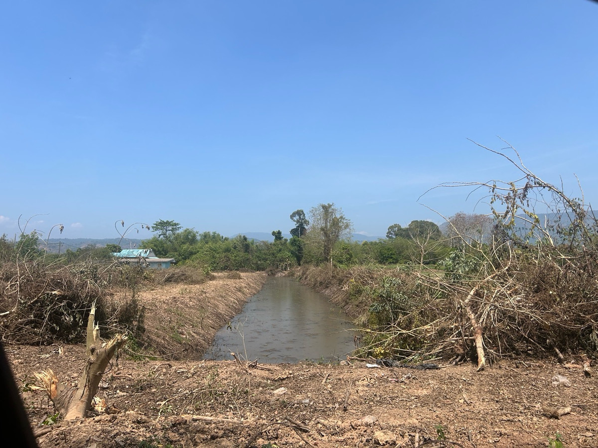 ขายที่ดินนครนายก : ขายที่ดิน 6 ไร่ นครนายก (วิวเขาใหญ่)  6 กิโล ถึงจุดท่องเที่ยว เขาใหญ่