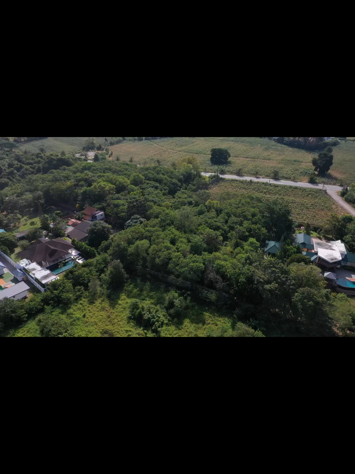 ขายที่ดินพัทยา บางแสน ชลบุรี สัตหีบ : ประกาศขายที่ดินเปล่า สนามกอล์ฟฟินิกซ์ บางละมุง ชลบุรี แปลงใหญ่ หน้ากว้าง ติดถนน