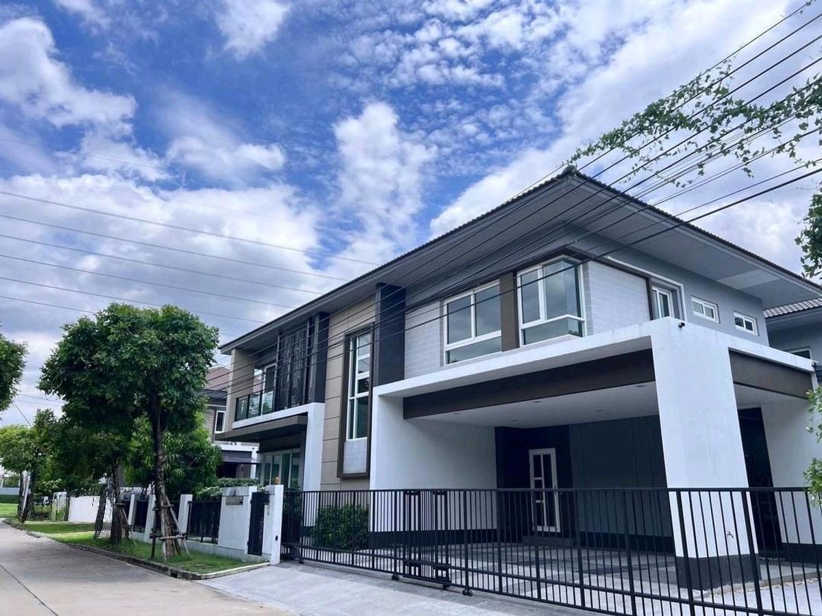 ให้เช่าบ้านบางนา แบริ่ง ลาซาล : บ้านหลัง Mega บางนา ใกล้นานาชาติ คอนคอร์เดียน