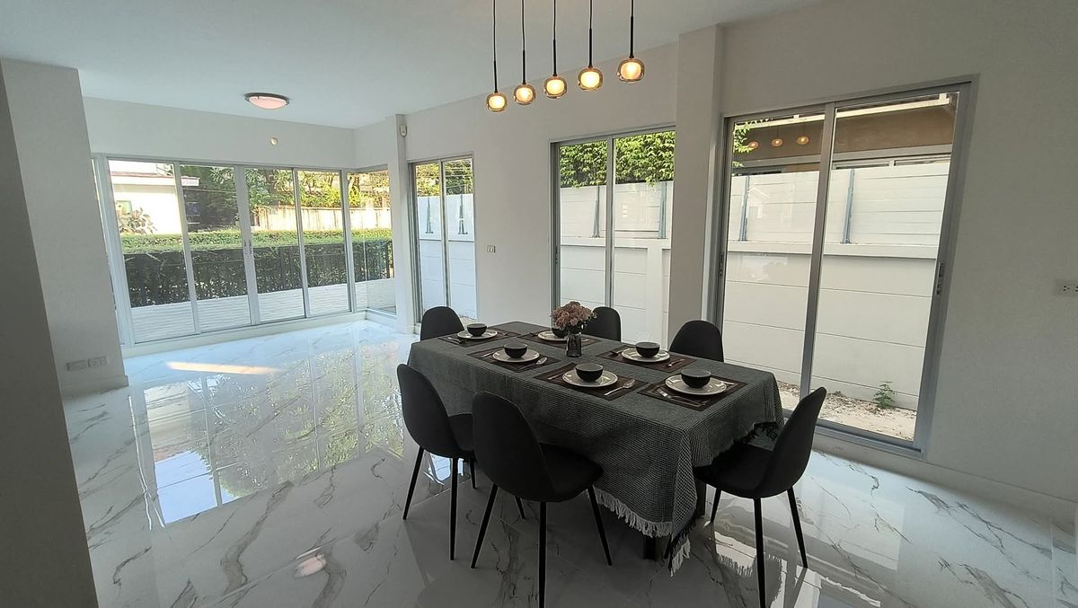 ขายบ้านนวมินทร์ รามอินทรา : ไลฟ์ บางกอก บลูเลอวาร์ด รามอินทรา 23 / 4 ห้องนอน (ขาย), Life Bangkok Boulevard Ramintra 23 / 4 Bedrooms (FOR SALE) TAN840