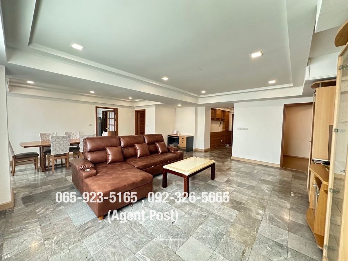 ให้เช่าคอนโดสุขุมวิท อโศก ทองหล่อ : For Rent - Royal Catle Sukhumvit 39 - Ready to move in
