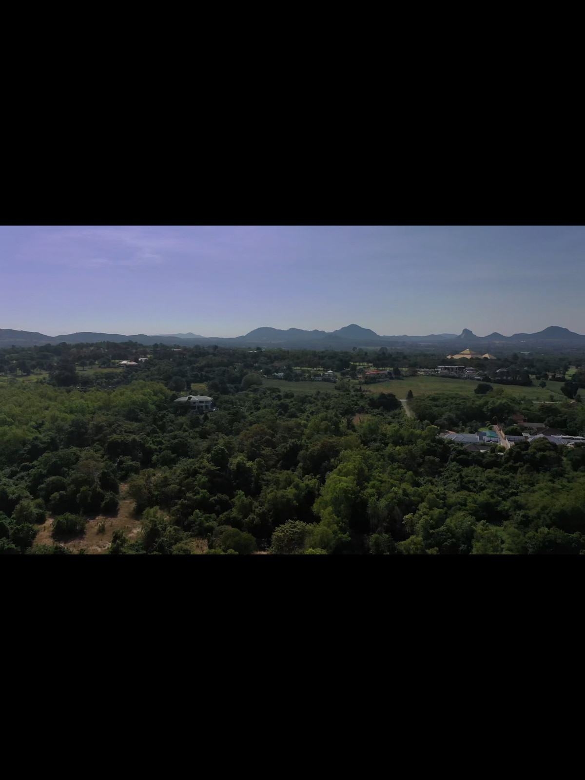 ขายที่ดินพัทยา บางแสน ชลบุรี สัตหีบ : ประกาศขายที่ดินเปล่า สนามกอล์ฟฟินิกซ์ บางละมุง ชลบุรี แปลงใหญ่ หน้ากว้าง ติดถนน