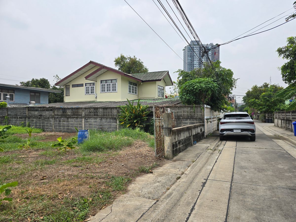 ขายที่ดินแจ้งวัฒนะ เมืองทอง : ขายด่วนที่ดินในติวานนท์ 32 ขนาด 99 ตรว. กว้างประมาณ 20 เมตรถมแล้ว