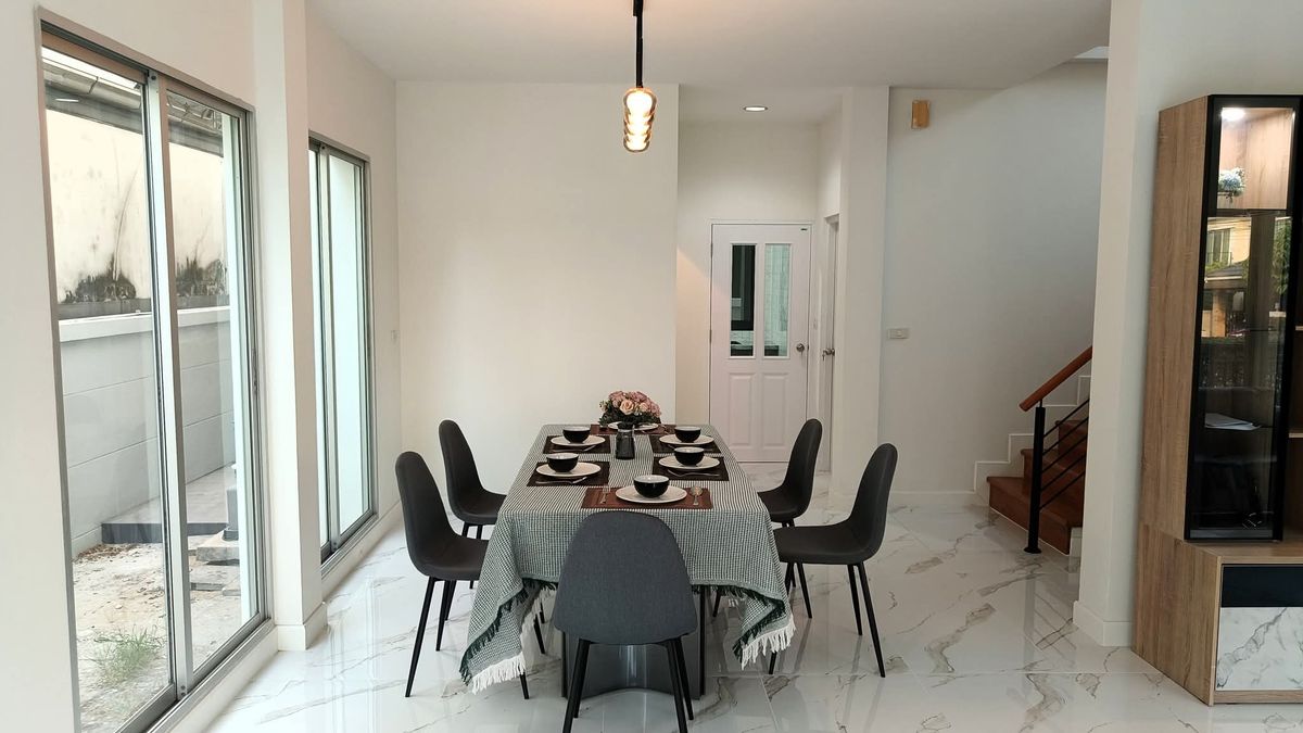 ขายบ้านนวมินทร์ รามอินทรา : ไลฟ์ บางกอก บลูเลอวาร์ด รามอินทรา 23 / 4 ห้องนอน (ขาย), Life Bangkok Boulevard Ramintra 23 / 4 Bedrooms (FOR SALE) TAN840