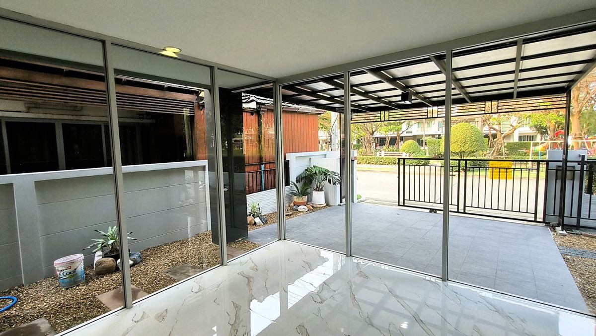 ขายบ้านนวมินทร์ รามอินทรา : ไลฟ์ บางกอก บลูเลอวาร์ด รามอินทรา 23 / 4 ห้องนอน (ขาย), Life Bangkok Boulevard Ramintra 23 / 4 Bedrooms (FOR SALE) TAN840