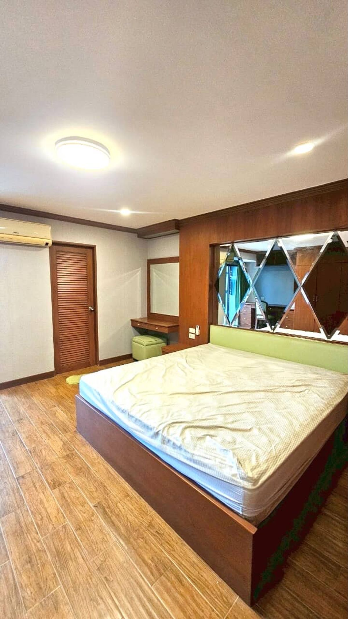 ให้เช่าคอนโดสุขุมวิท อโศก ทองหล่อ : For Rent 💕 Rin House Condo 20,000 THB