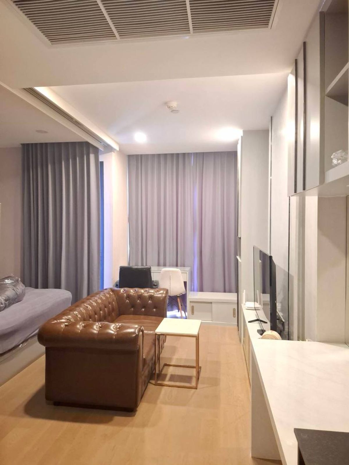 For RentCondoSiam Paragon ,Chulalongkorn,Samyan : Ashton Chula Silom【𝐑𝐄𝐍𝐓】🔥Sleek and sophisticated, with a modern, premium design from every angle🔥  Contact Line ID: @hacondo