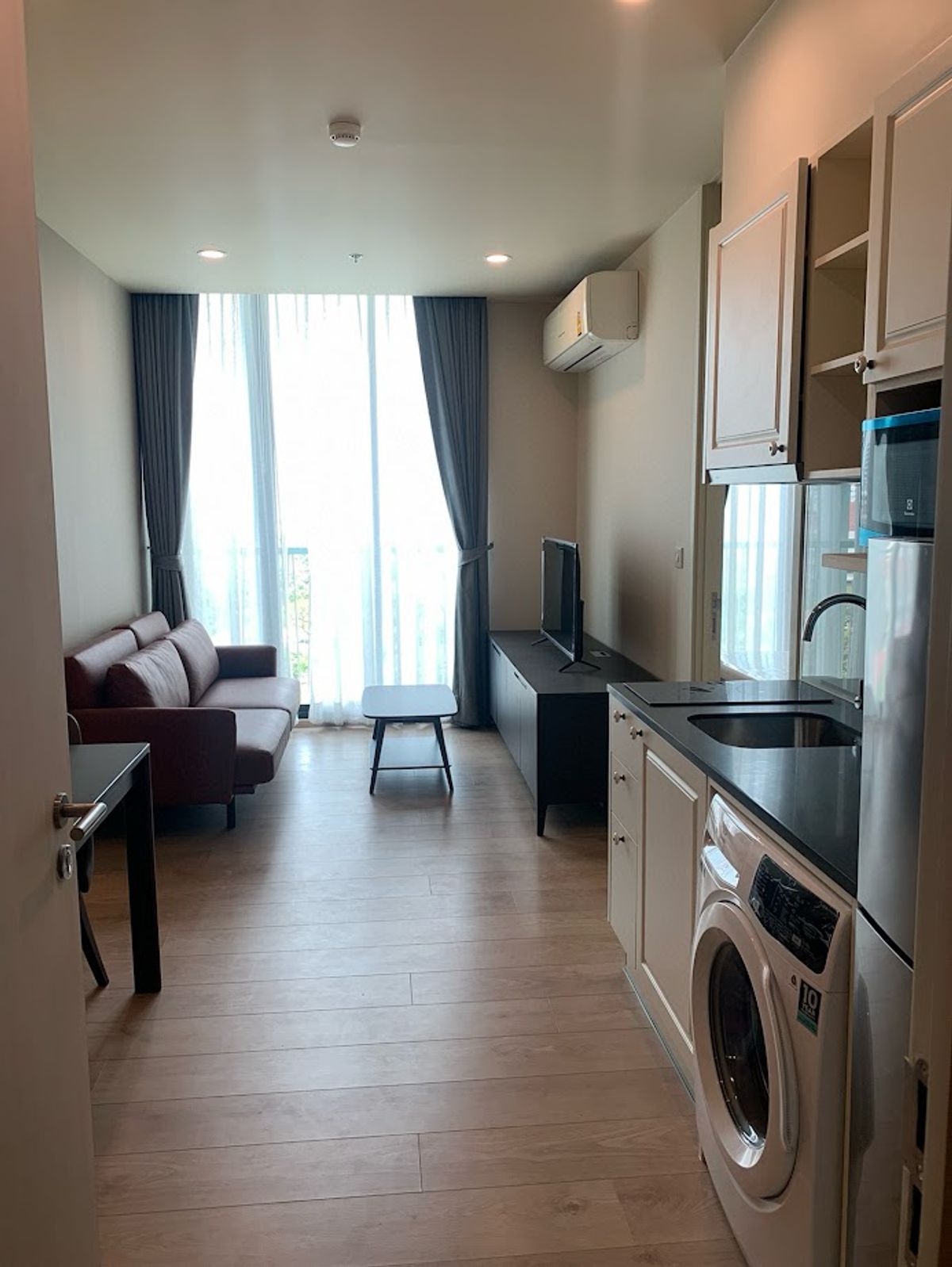 For RentCondoSukhumvit, Asoke, Thonglor : Renting Noble Relico Sukhumvit 19 (near BTS Asoke and MRT Sukhumvit)