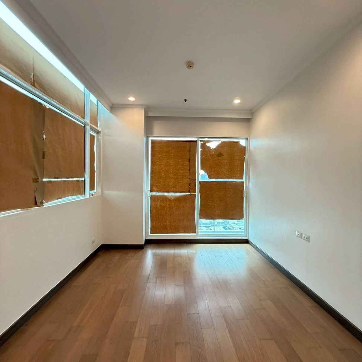 ขายคอนโดสีลม ศาลาแดง บางรัก : ✨ โอกาสพิเศษมาแล้ว!! Supalai Elite Surawong ห้อง Rare Unit พร้อมขายทันที ✔