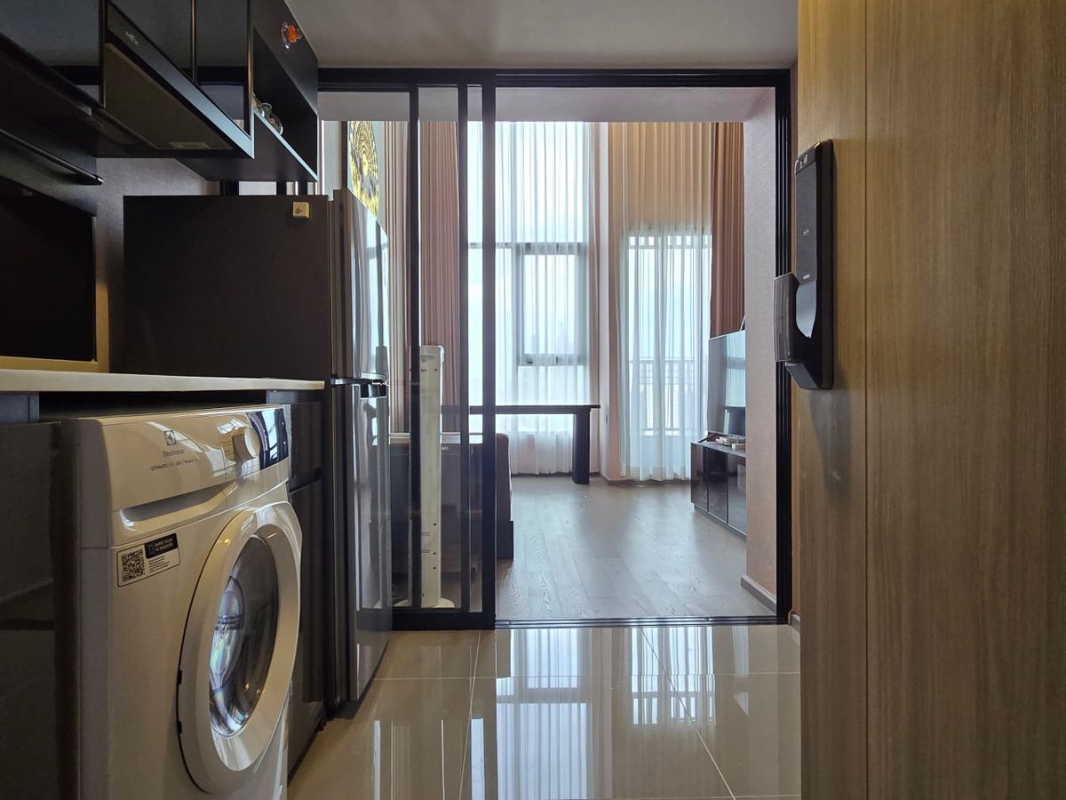 CondoSiam Paragon ,Chulalongkorn,Samyan : Park Origin Chula Samyan【𝐒𝐄𝐋𝐋 & 𝐑𝐄𝐍𝐓】🔥Spaciously furnished condo with clear partitions and fully furnished.🔥  Contact Line ID: @hacondo