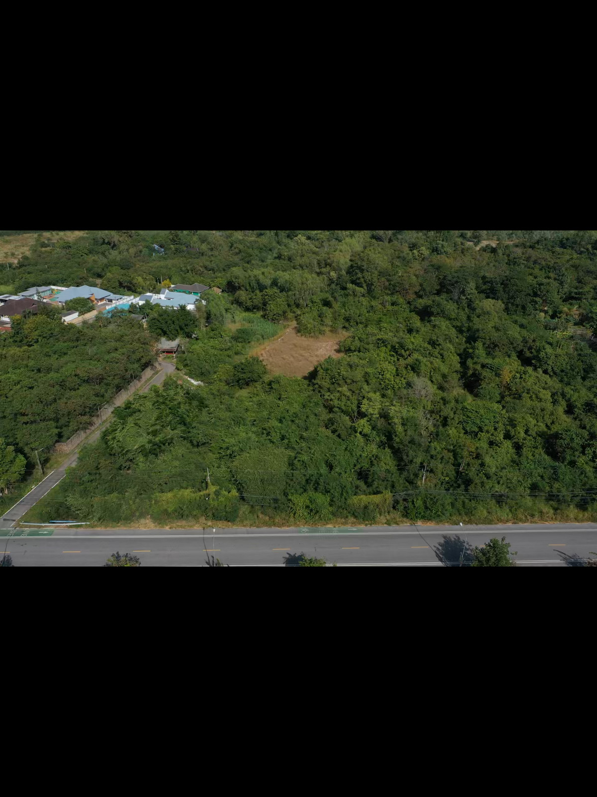 ขายที่ดินพัทยา บางแสน ชลบุรี สัตหีบ : ประกาศขายที่ดินเปล่า สนามกอล์ฟฟินิกซ์ บางละมุง ชลบุรี แปลงใหญ่ หน้ากว้าง ติดถนน