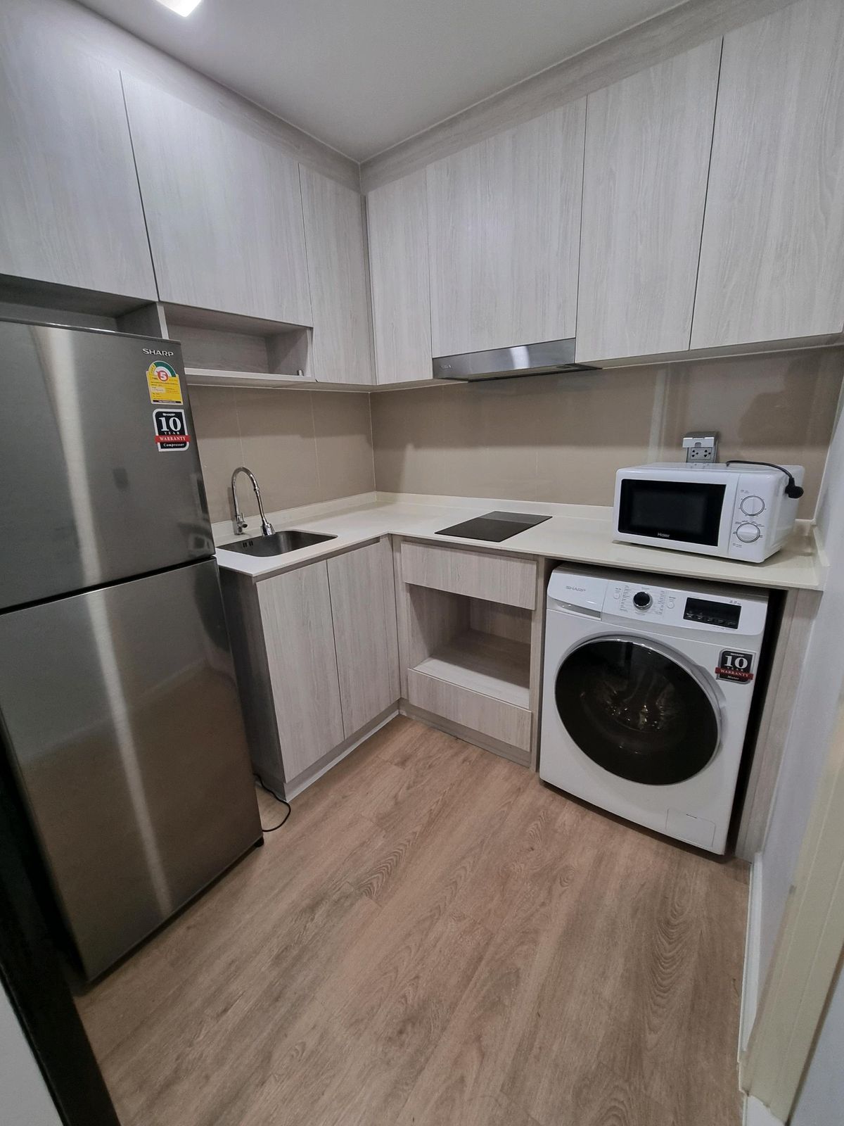 ให้เช่าคอนโดรัชดา ห้วยขวาง : 🔥ให้เช่าด่วน 🔥IVORY Ratchada ห้องสวย เฟอร์นิเจอร์ครบ พร้อมเข้าอยู่ ❗