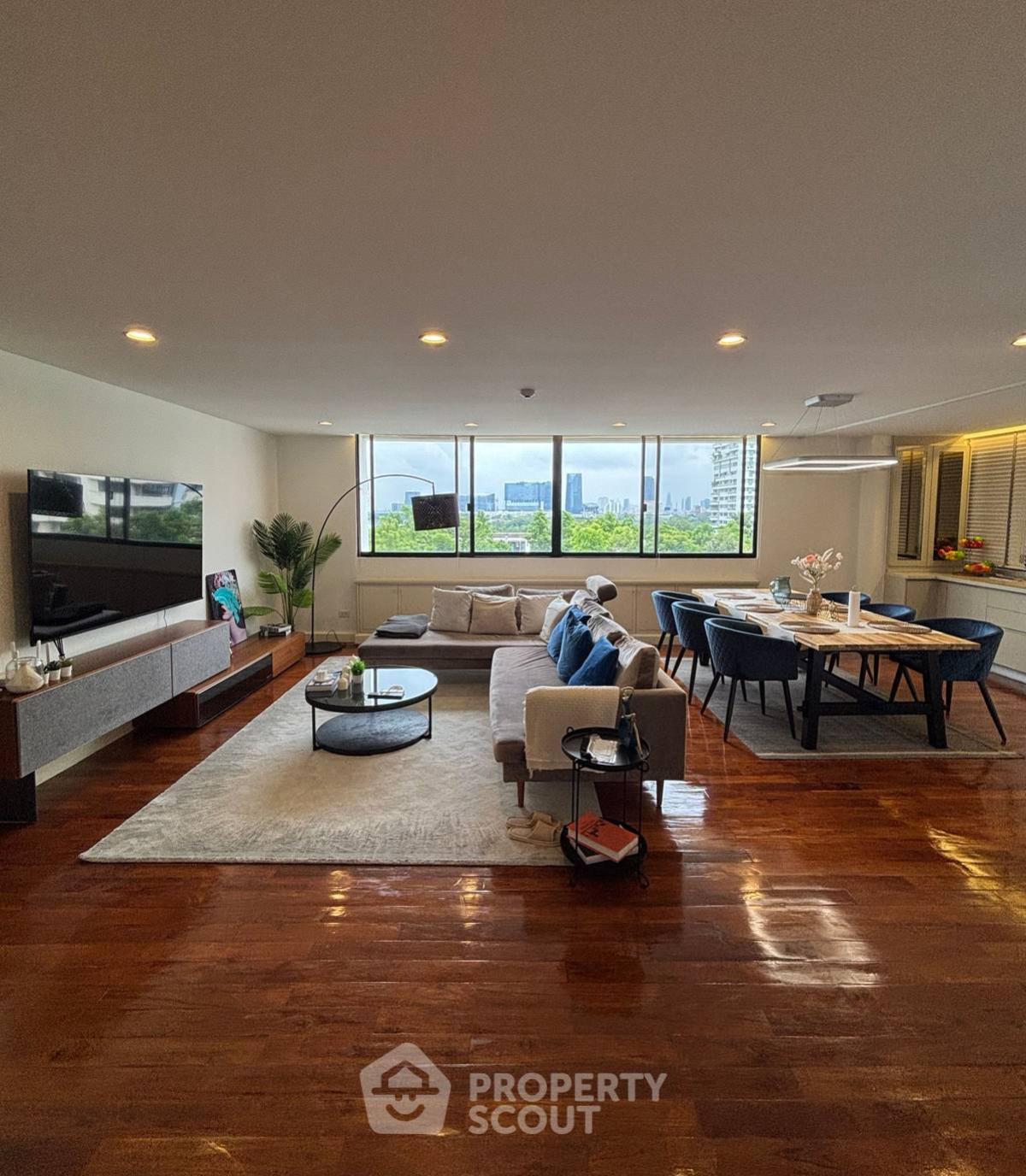 For SaleCondoSukhumvit, Asoke, Thonglor : Fully Renovated 3 Bedroom Unit with 70sqm Private Terrace