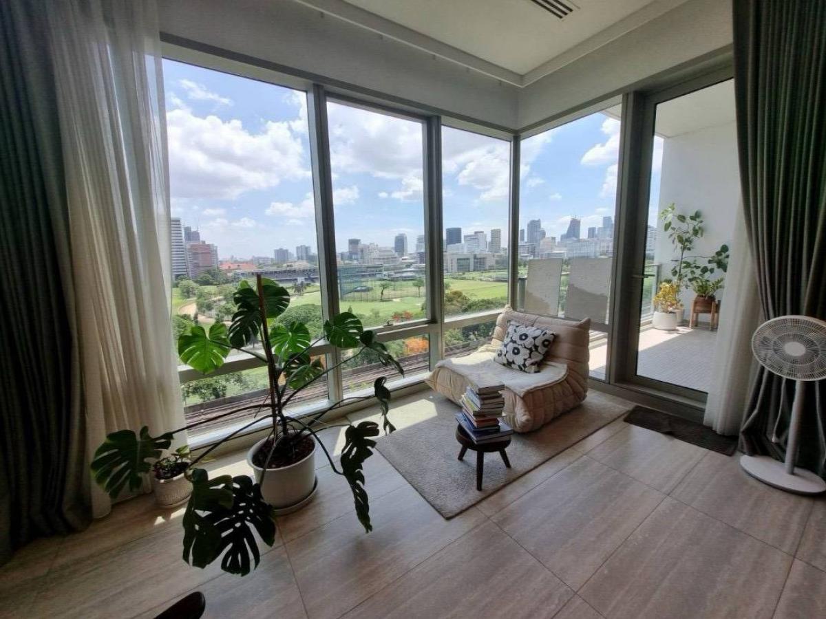 For SaleCondoWitthayu, Chidlom, Langsuan, Ploenchit : Luxury condo with 2 bedrooms in the heart of Ratchadamri!Beautiful view, prime location, near BTS starting at 48 million.