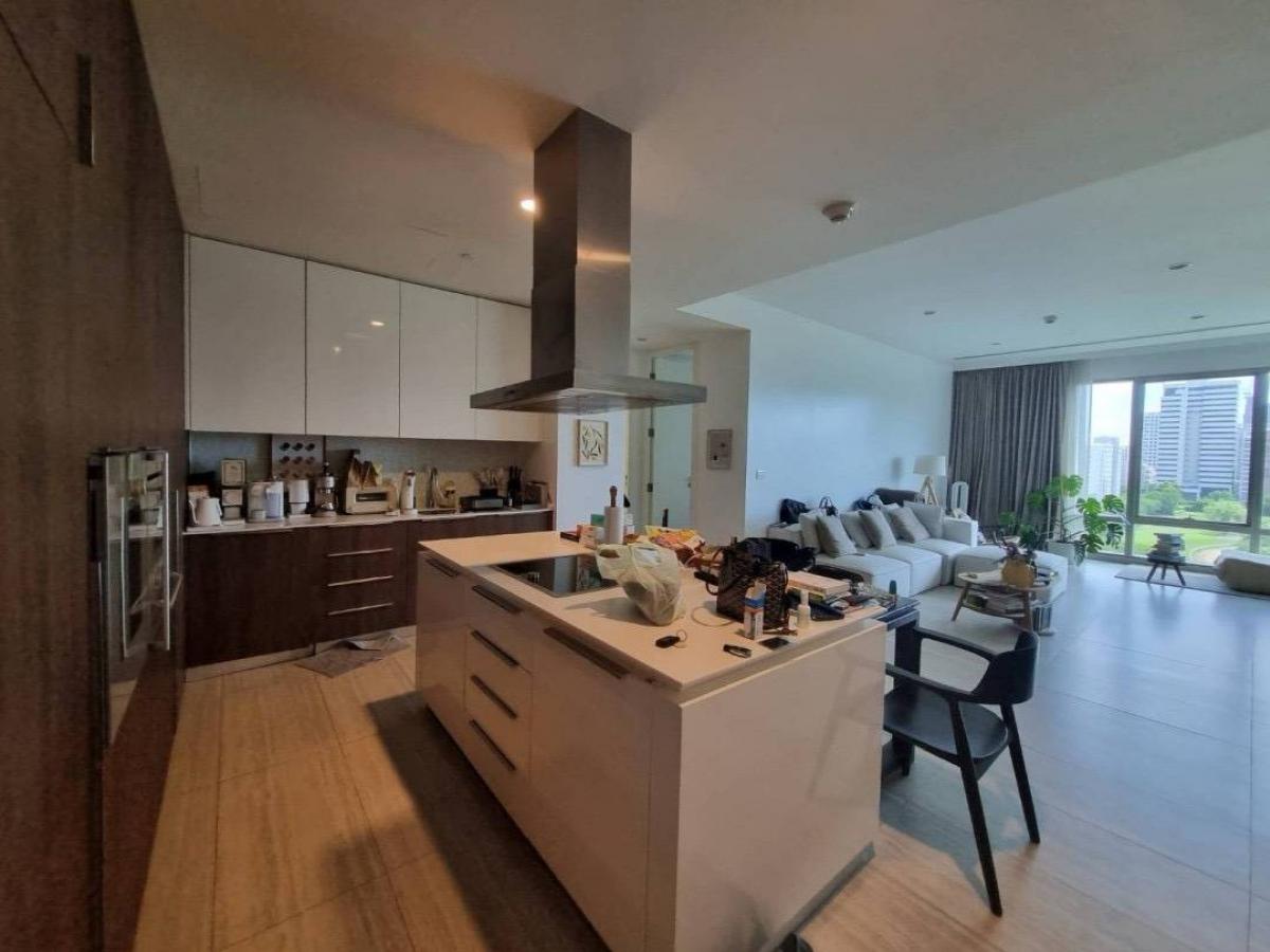 For SaleCondoWitthayu, Chidlom, Langsuan, Ploenchit : Luxury condo with 2 bedrooms in the heart of Ratchadamri!Beautiful view, prime location, near BTS starting at 48 million.