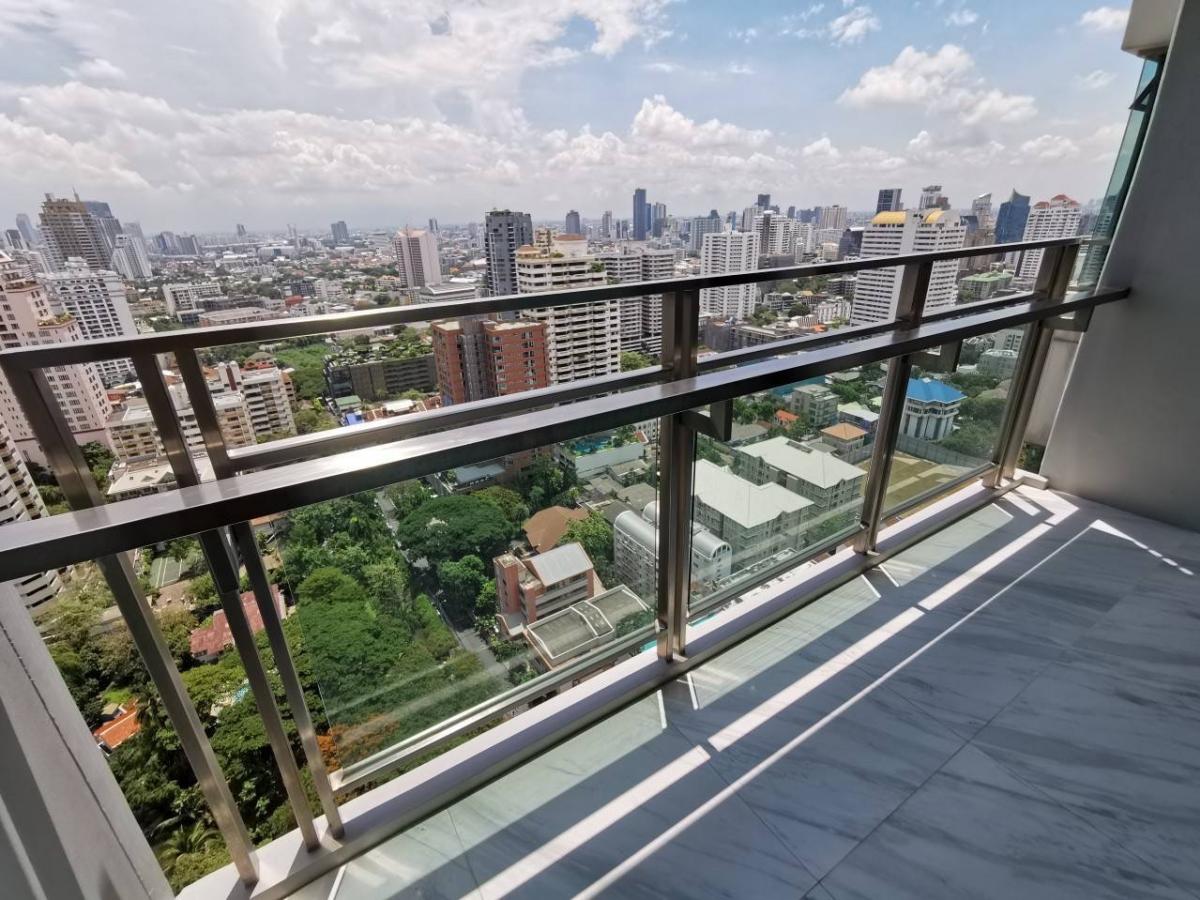 For SaleCondoSukhumvit, Asoke, Thonglor : The ultimate luxury living in the heart of Sukhumvit 413 bedrooms, 4 bathrooms, with complete amenities!