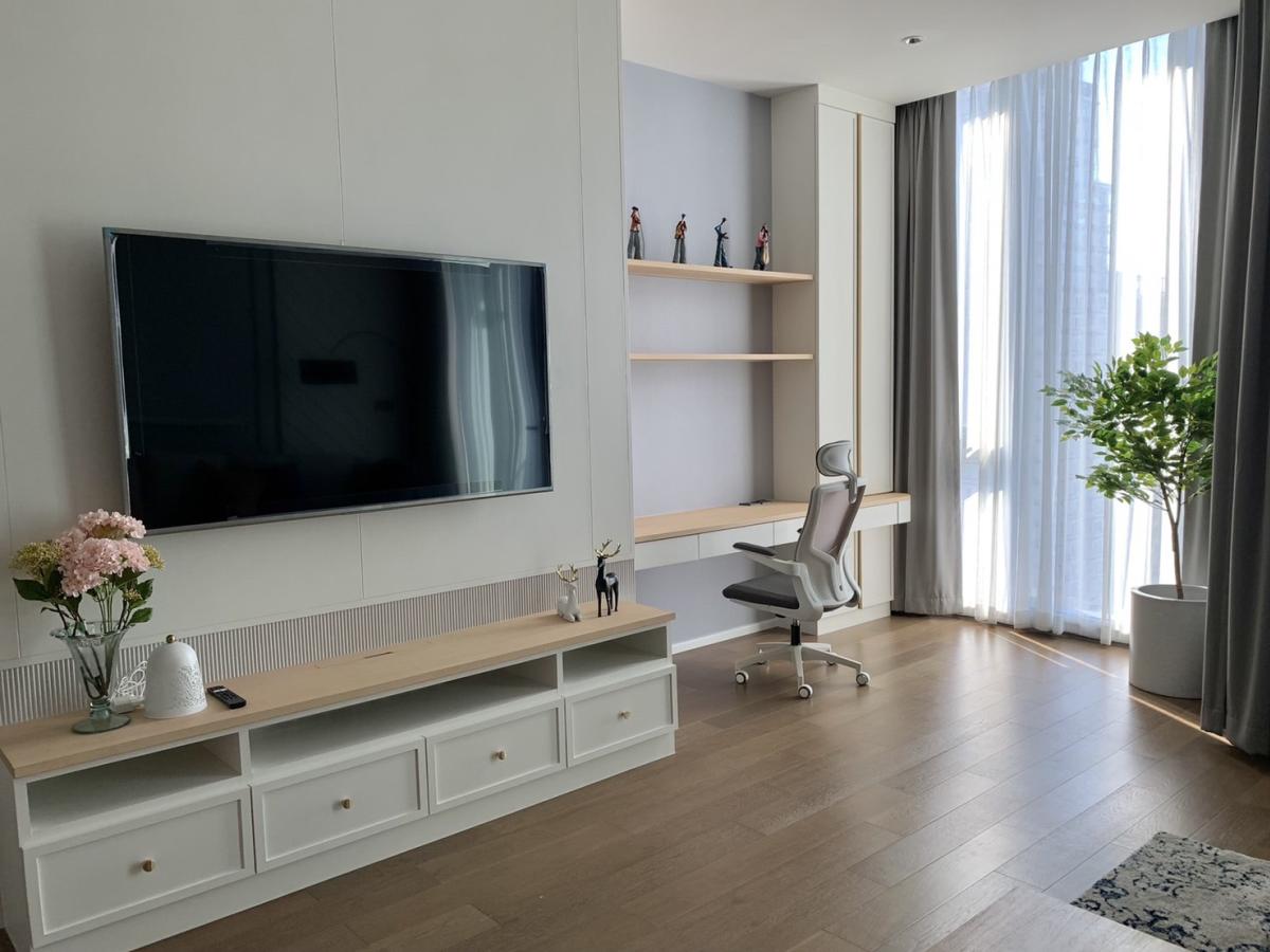 ให้เช่าคอนโดสุขุมวิท อโศก ทองหล่อ : 03/04/2026, Luxury 2 Bed Condo for Rent @ KRAAM Sukhumvit 26 – Spacious 110 sqm, Prime Location! 
Close to BTS Phra Khanong & Top Malls – Rent 130,000 THB/month! 0642748883