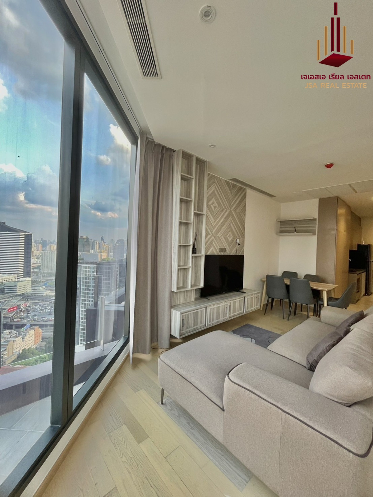ให้เช่าคอนโดพระราม 9 เพชรบุรีตัดใหม่ RCA : ✨ For Rent: Ashton Asoke-Rama 9 Condo ✨ 💰 Only 83,000 THB/month