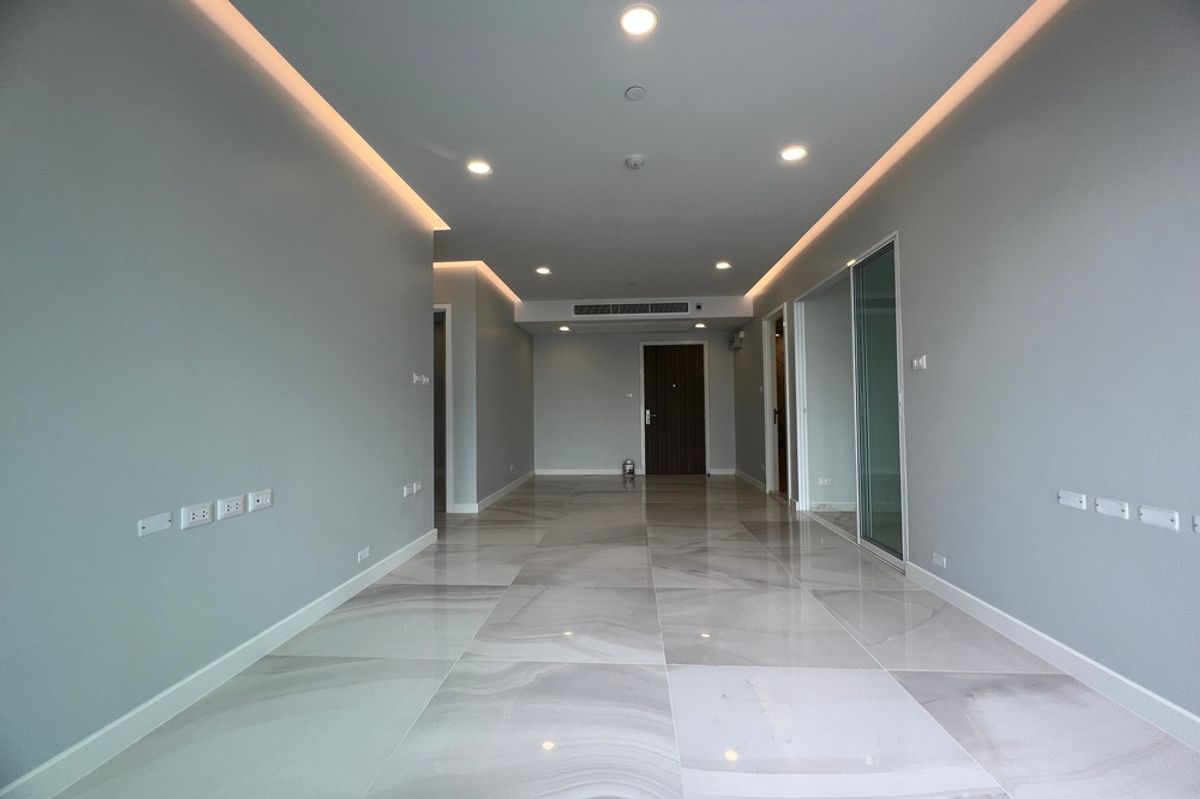 For SaleCondoWongwianyai, Charoennakor : 🔥 For Sale !!🔥 Code C20221206498..........Supalai Premier Charoen Nakhon, 2 bedroom, 2 bathroom, high floor 21++, Parlty Furnished, Special Deal!!📣📣