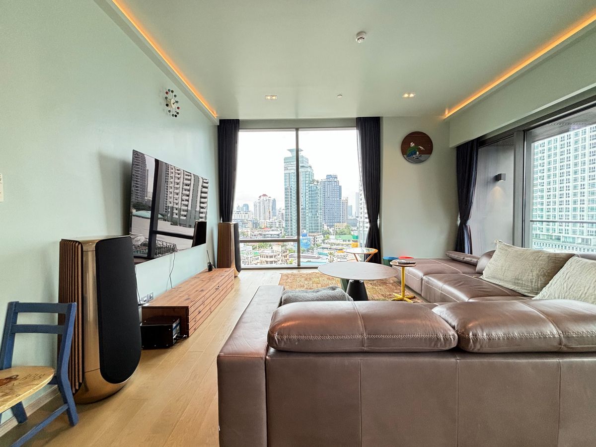 ขายคอนโดสุขุมวิท อโศก ทองหล่อ : The Strand Thonglor / Luxury Condo ใกล้ BTS ทองหล่อ / 2 ห้องนอน 107 ตร.ม. โทร 0937890899