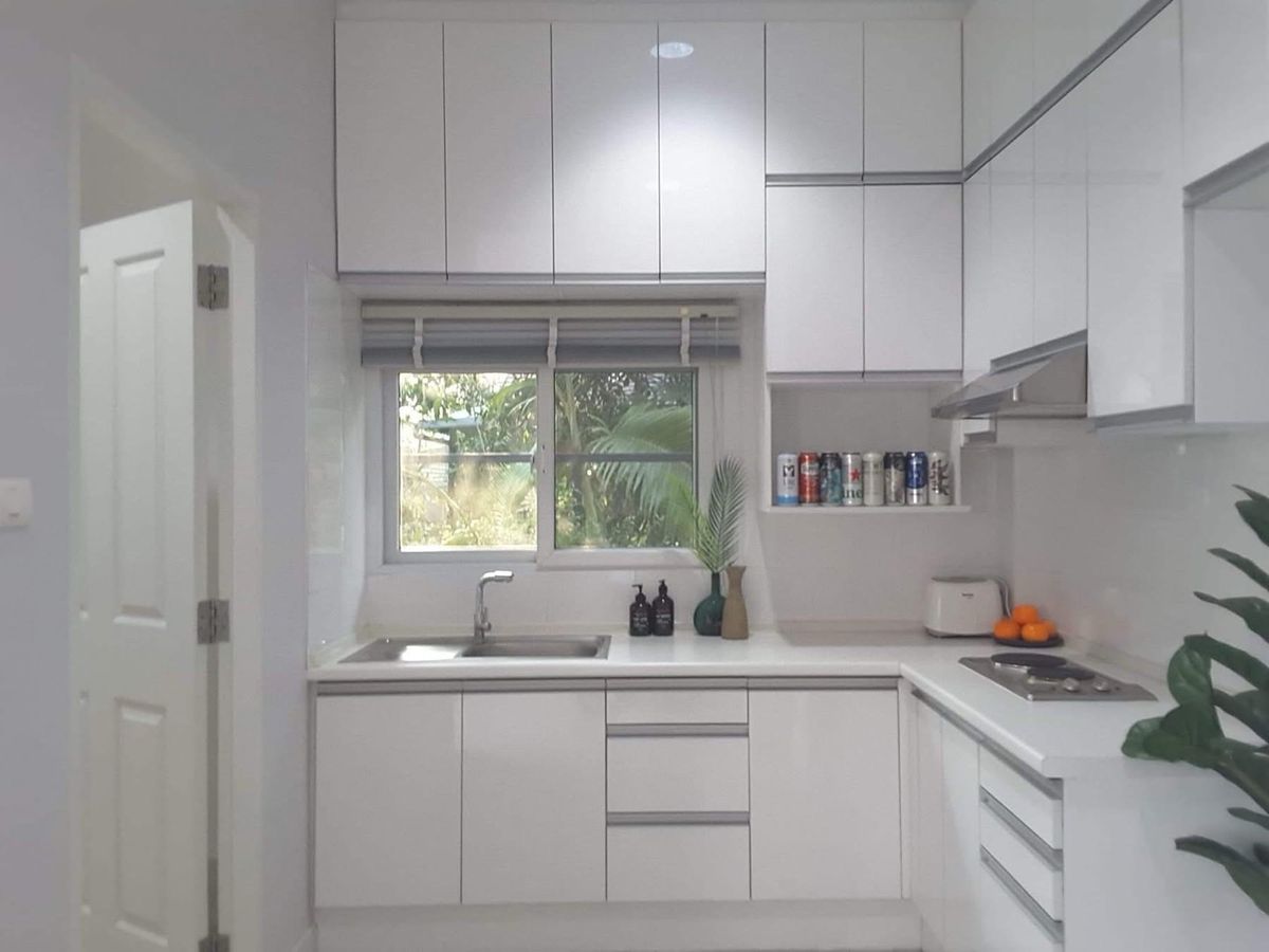 บ้านปทุมธานี รังสิต ธรรมศาสตร์ : 📢👇ขายพร้อมผู้เช่า ถึง มีนาคม 69 บ้านในสนามกอล์ฟธัญญะ ใกล้ทางขึ้น-ลงทางด่วน และถนนลำลูกกา ❌ไม่อนุญาตให้เลี้ยงสัตว์ กรณีเช่า